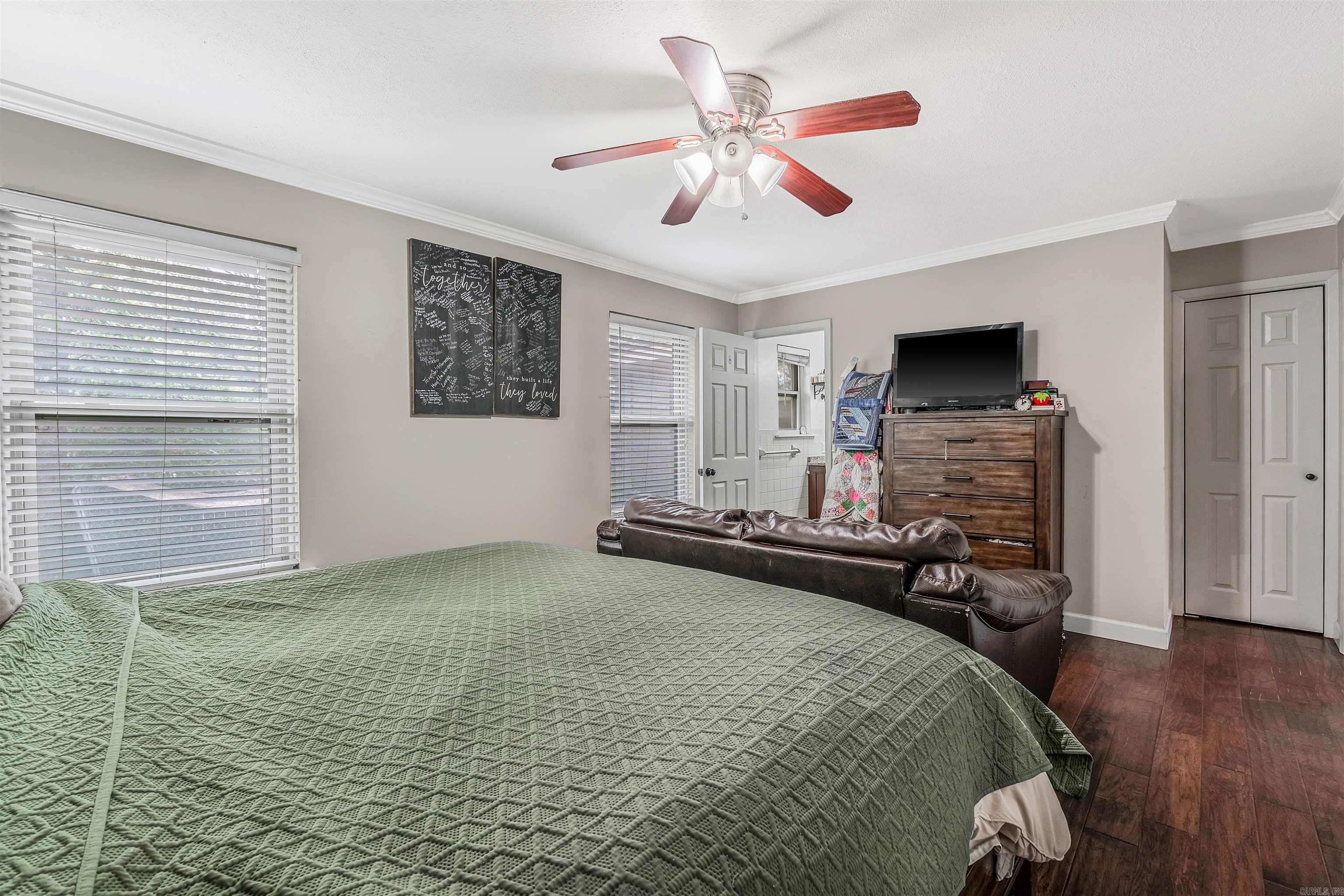 INDIAN HILLS - Residential