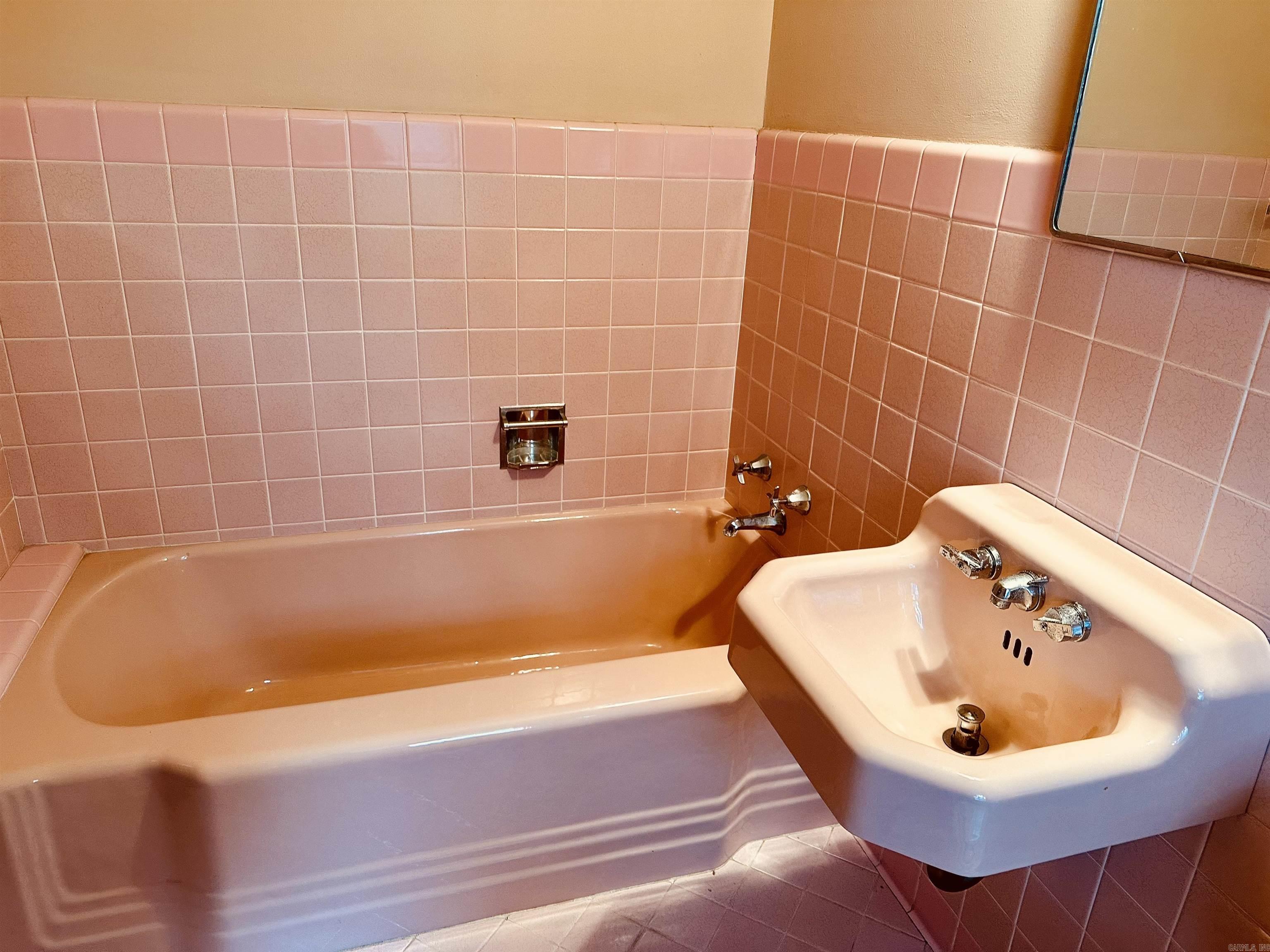 GRAYSON-KEMMERER-WARNOCK - Residential