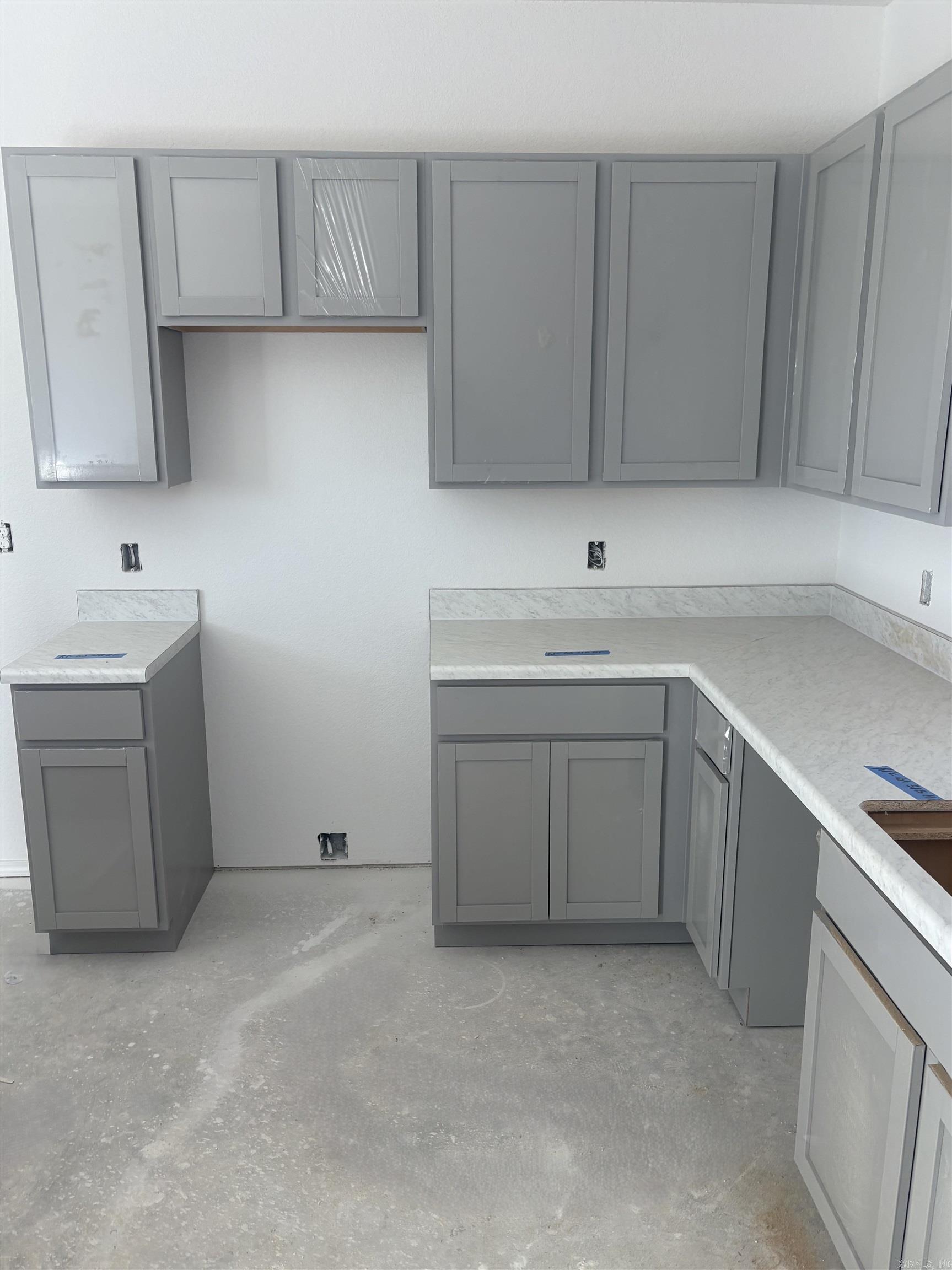 HILL FARM - Residential