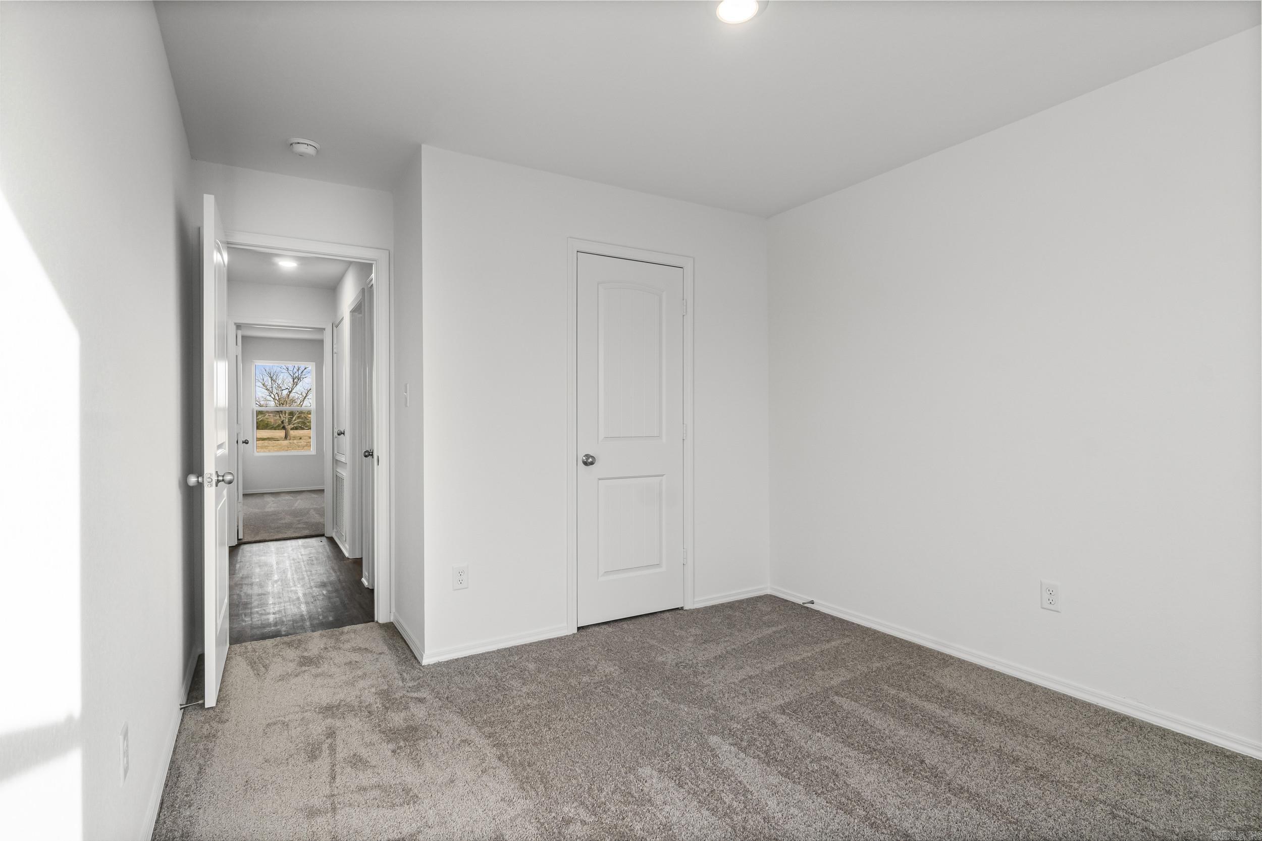 HILL FARM - Residential