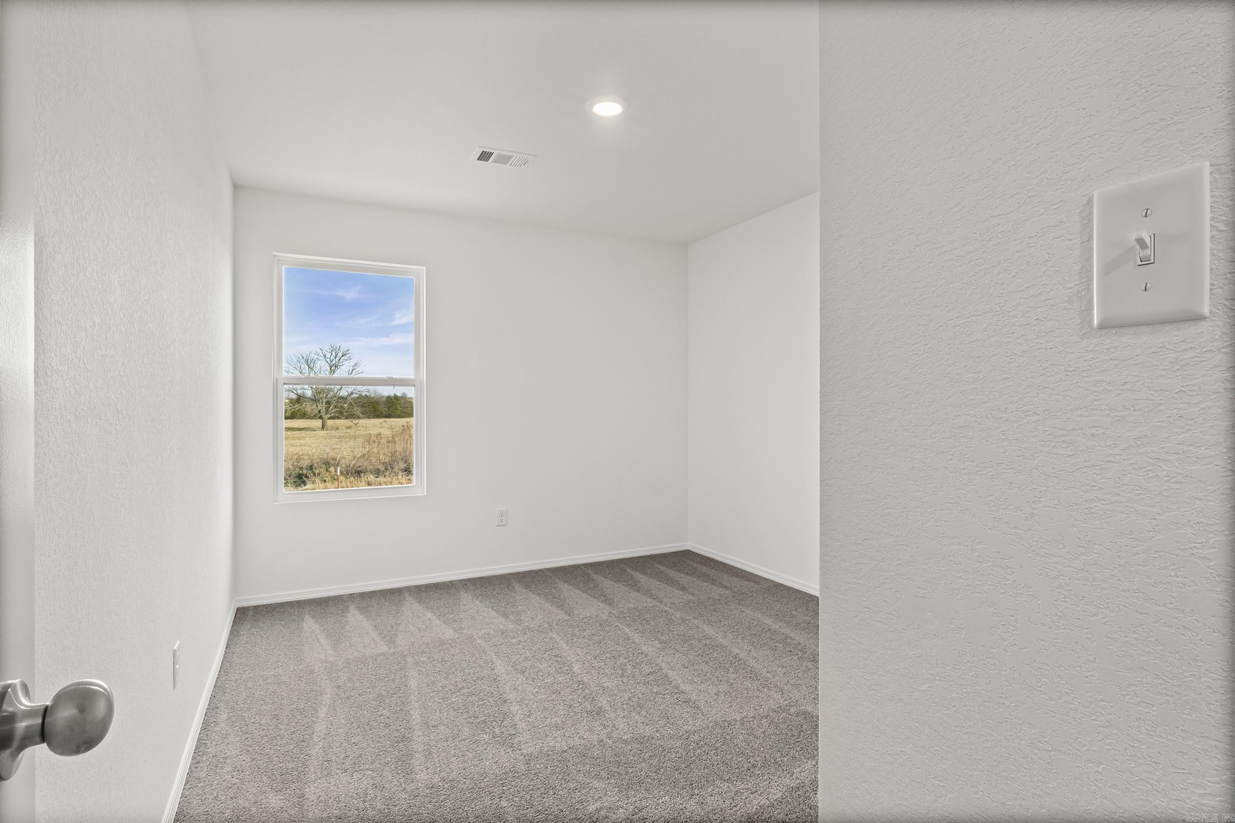 HILL FARM - Residential