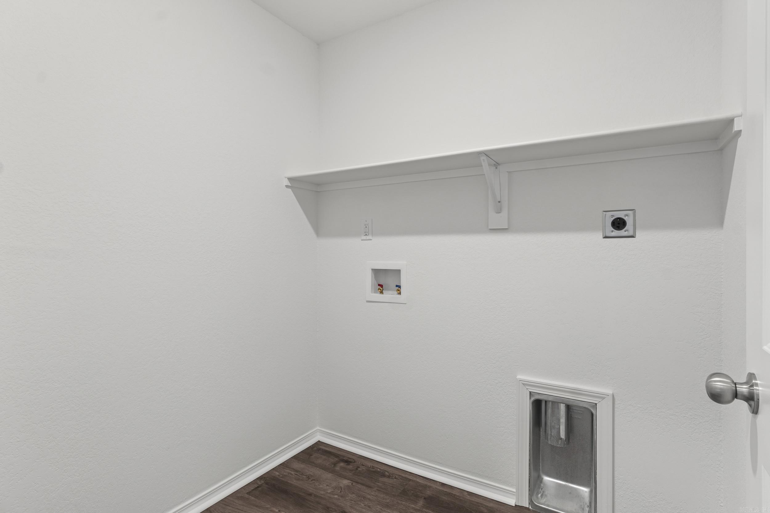 HILL FARM - Residential