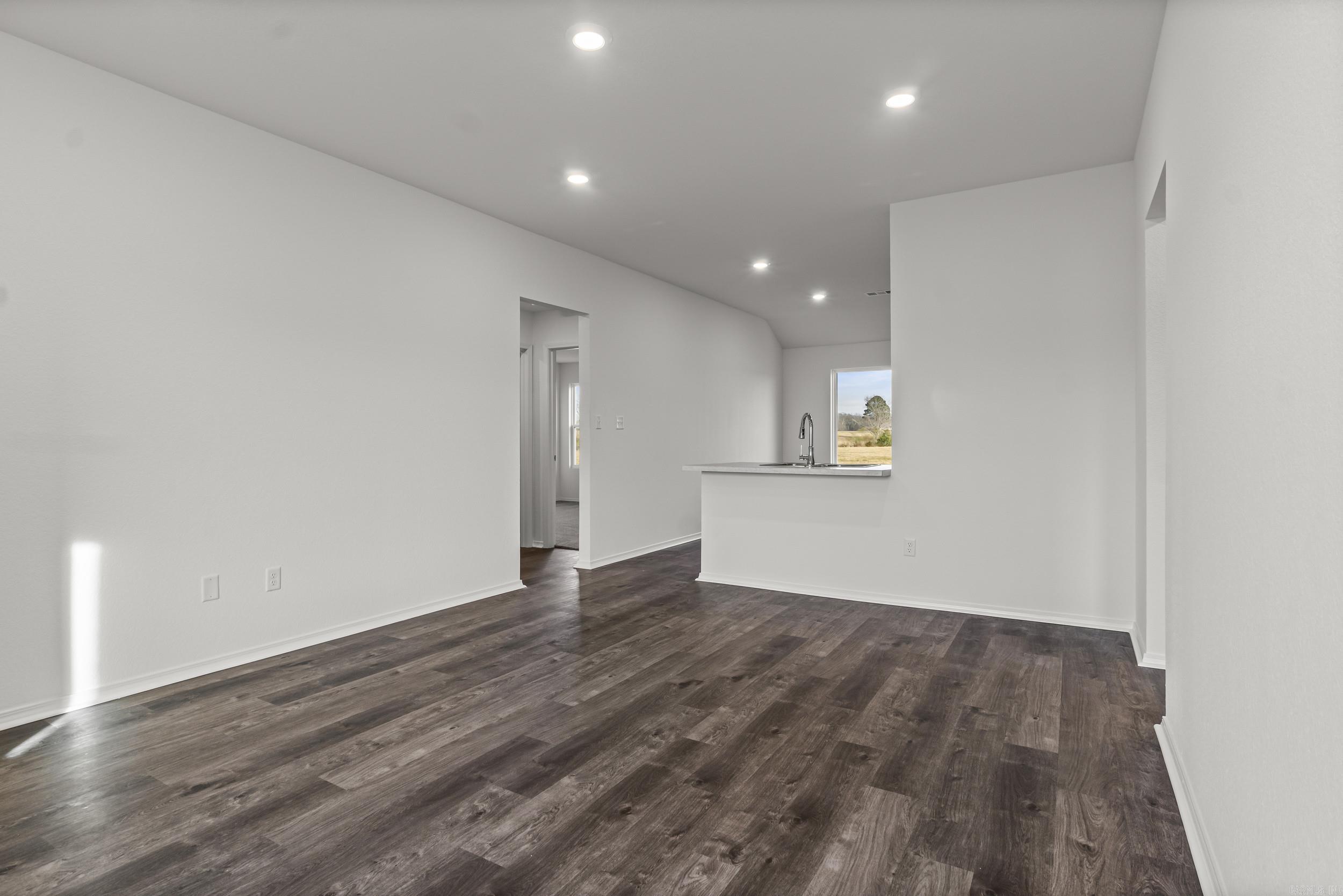 HILL FARM - Residential