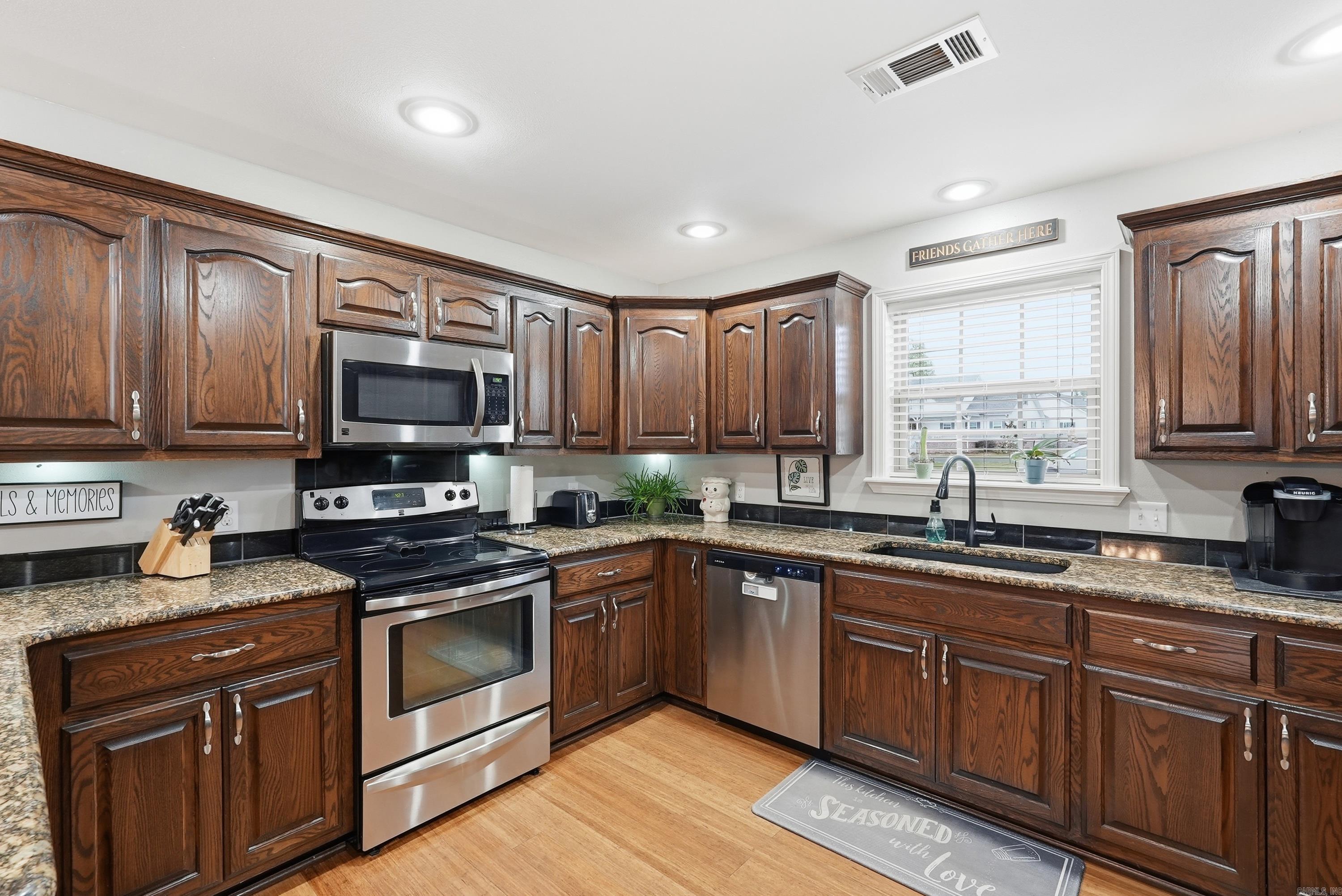 AUTUMNWOOD - Residential