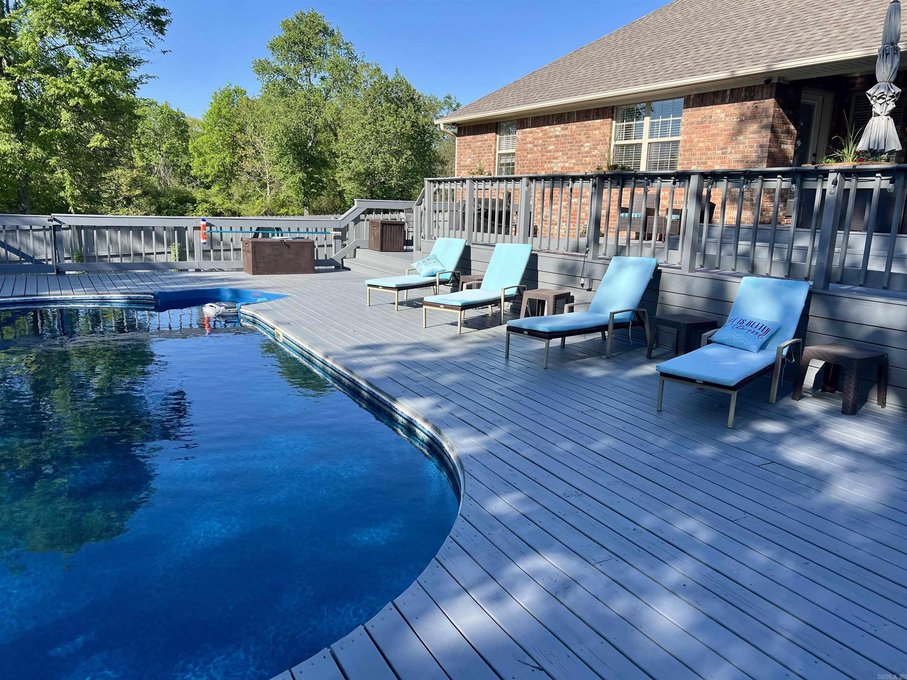 AUTUMNWOOD - Residential