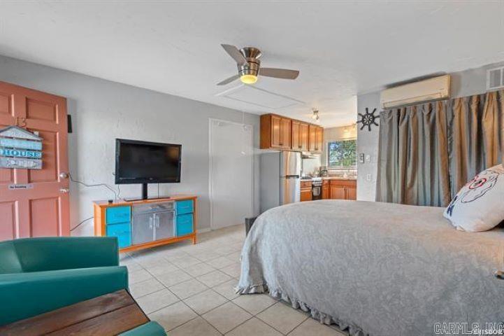 LAKELAND LODGE HPR - Residential