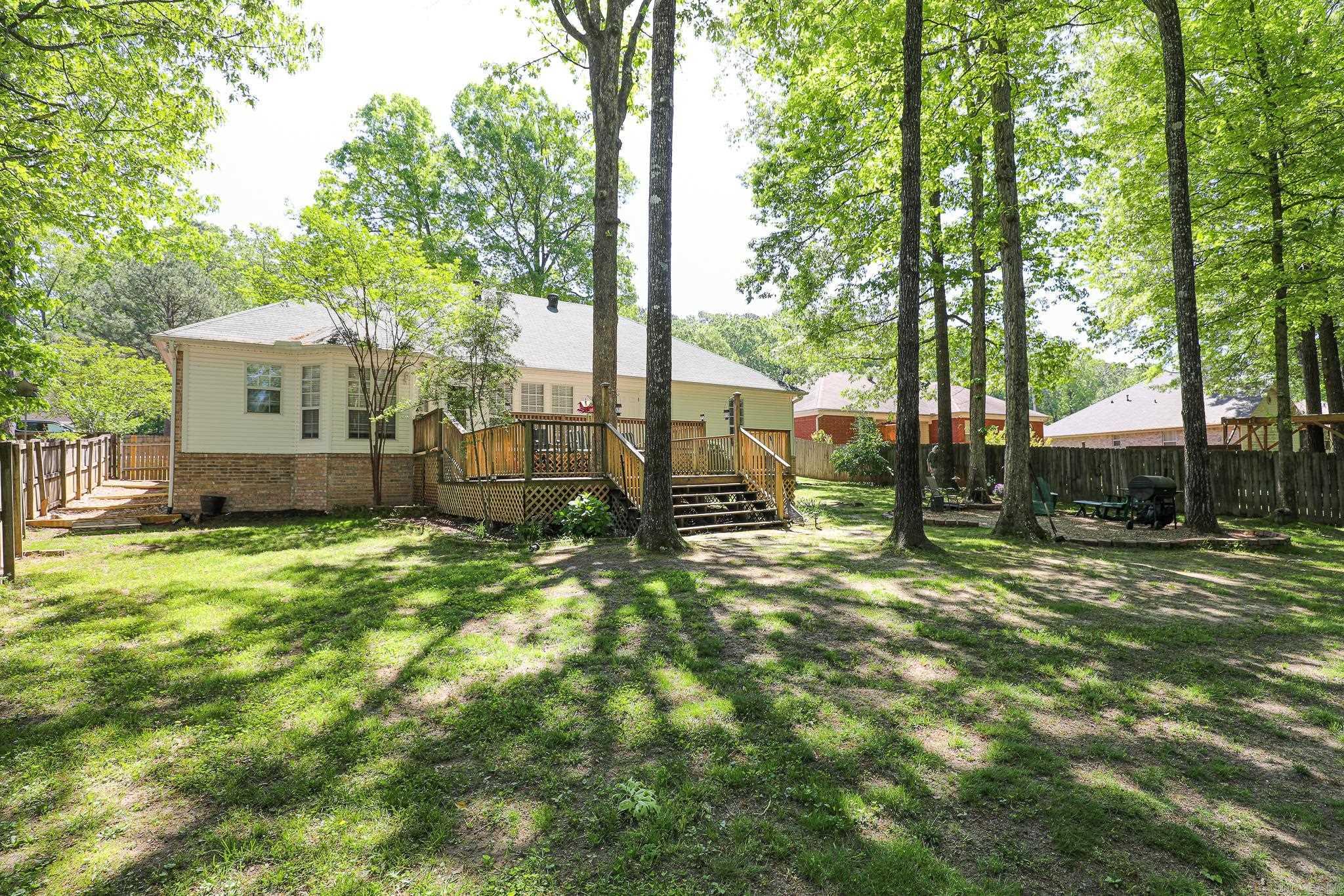 ROLLING BROOK - Residential