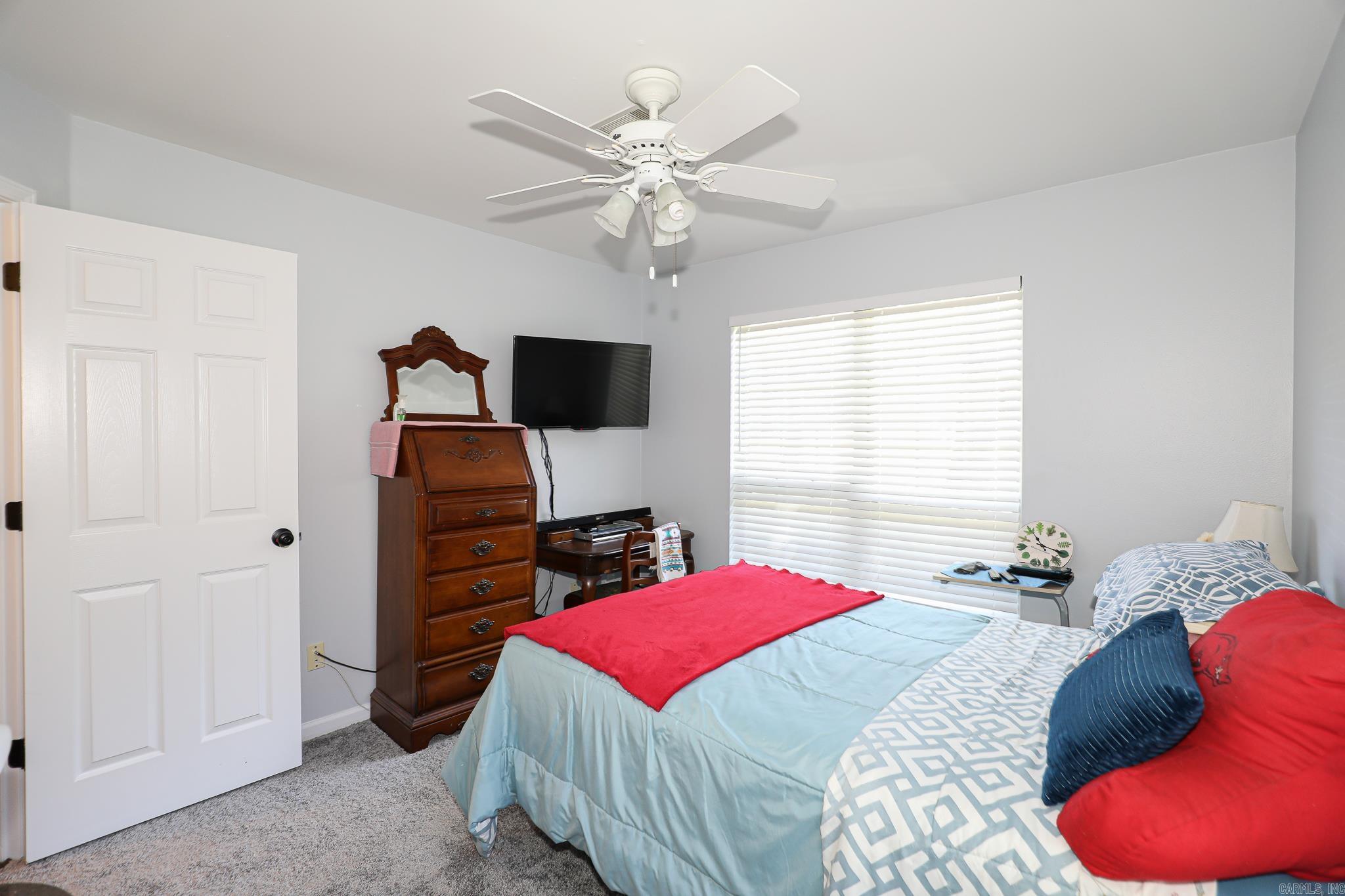 ROLLING BROOK - Residential