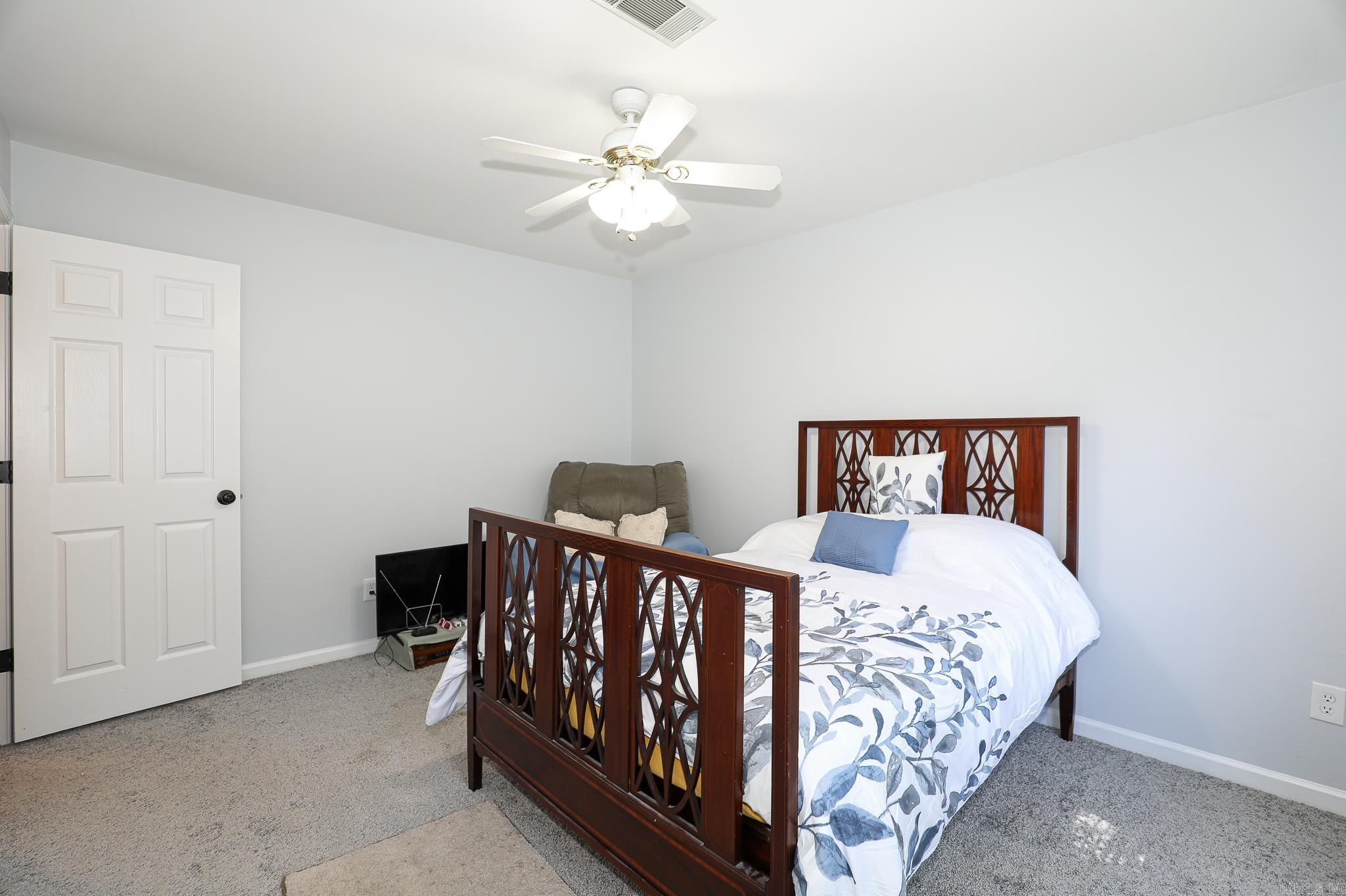 ROLLING BROOK - Residential