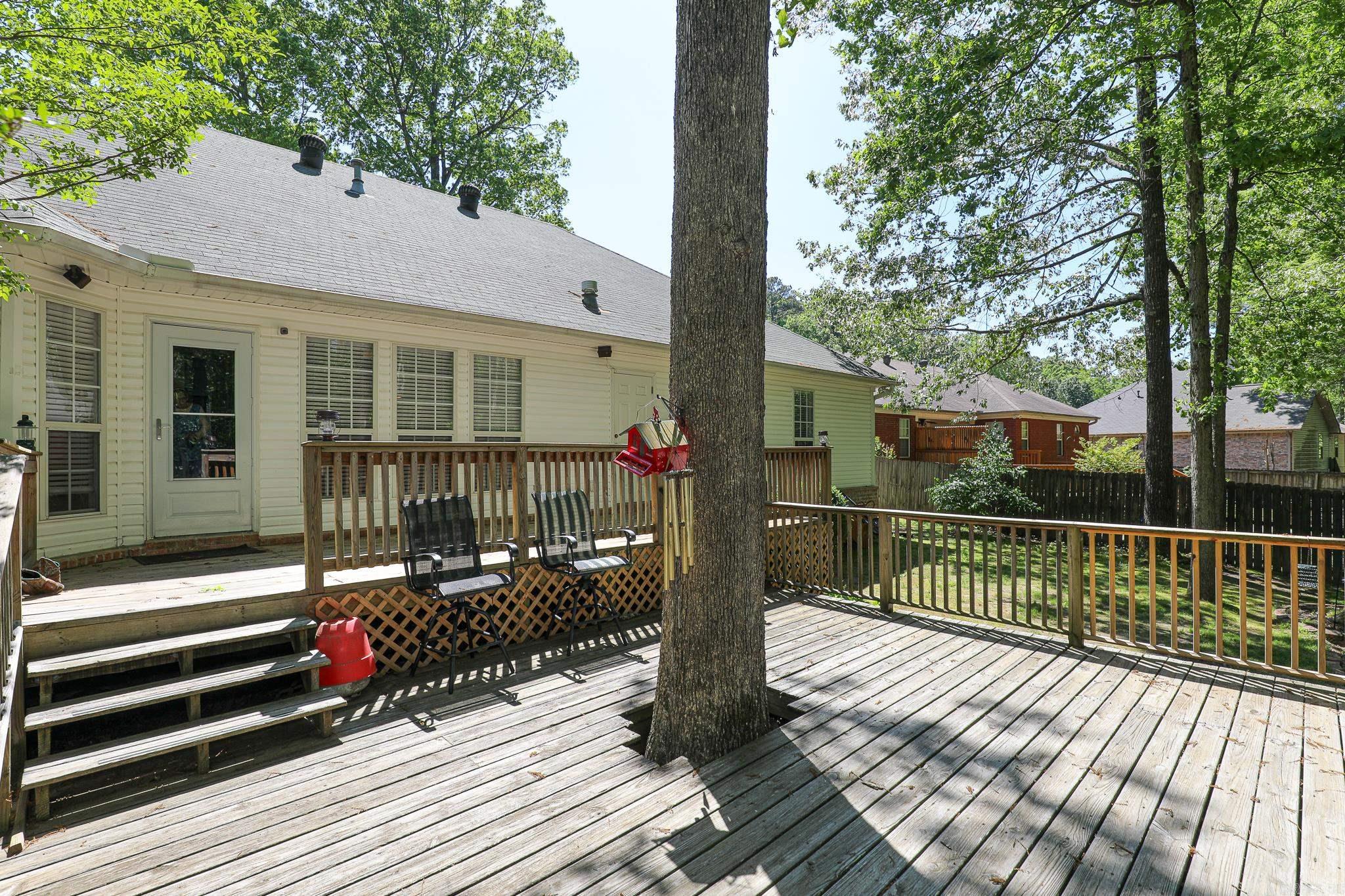 ROLLING BROOK - Residential