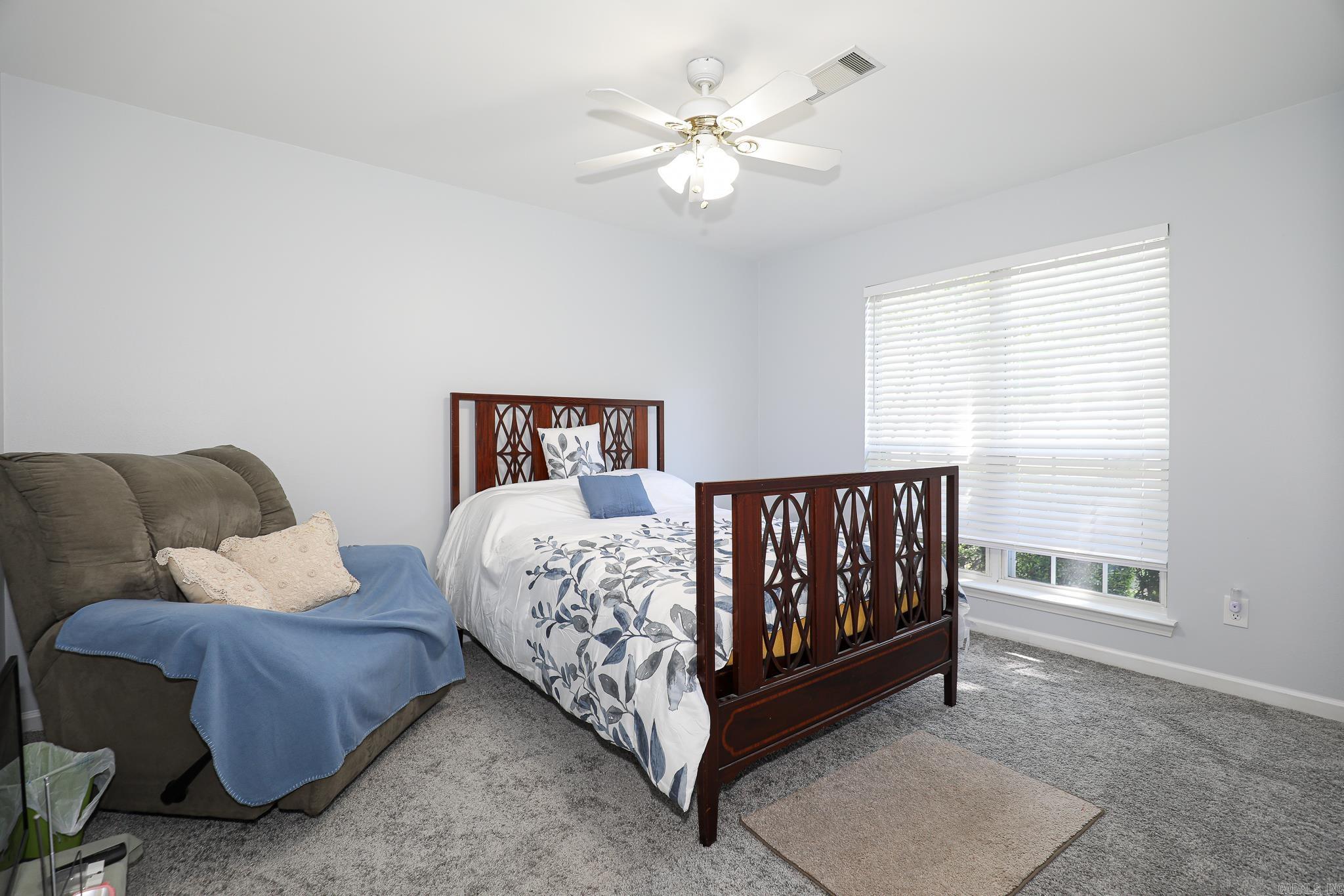 ROLLING BROOK - Residential