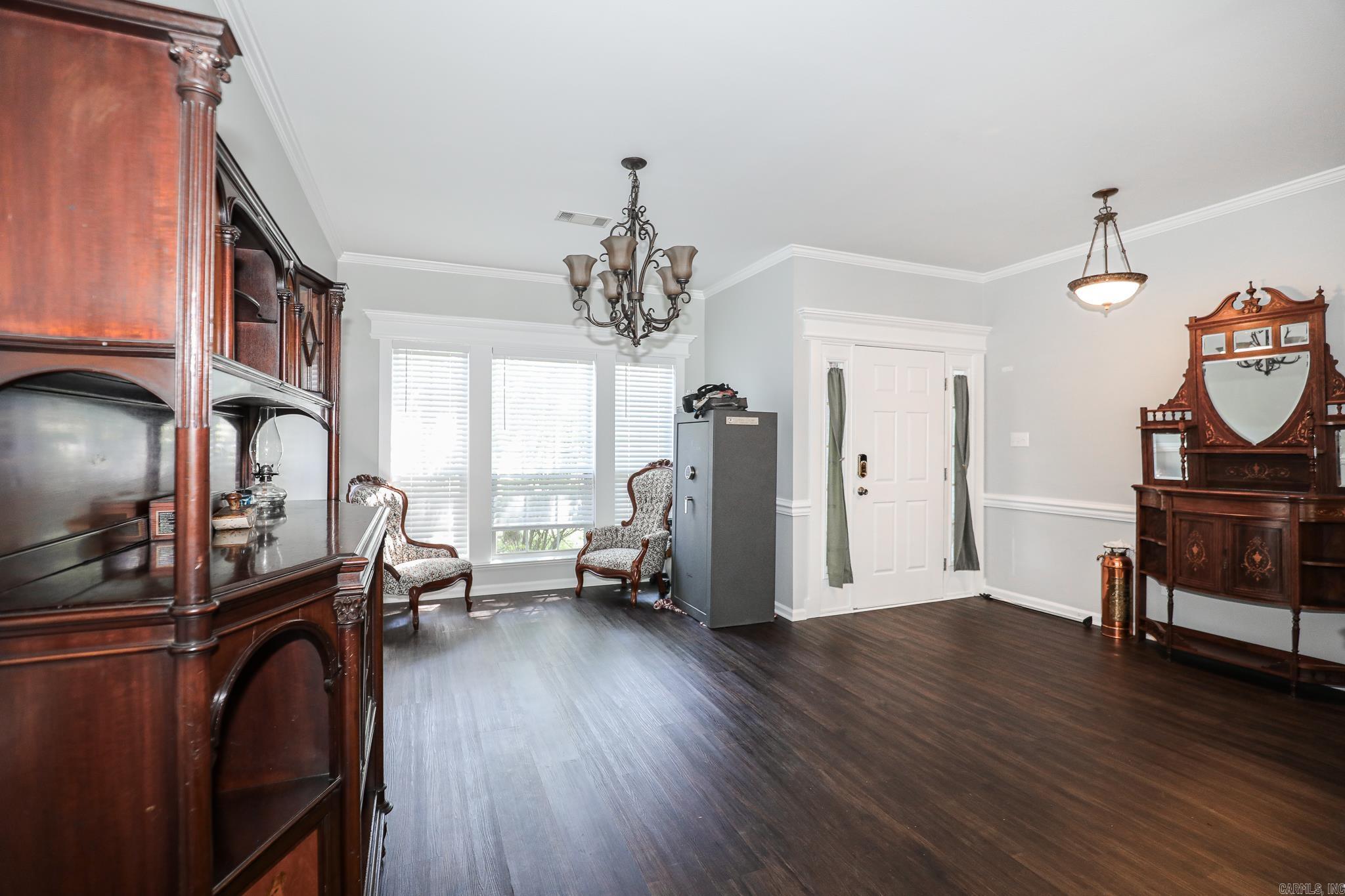 ROLLING BROOK - Residential