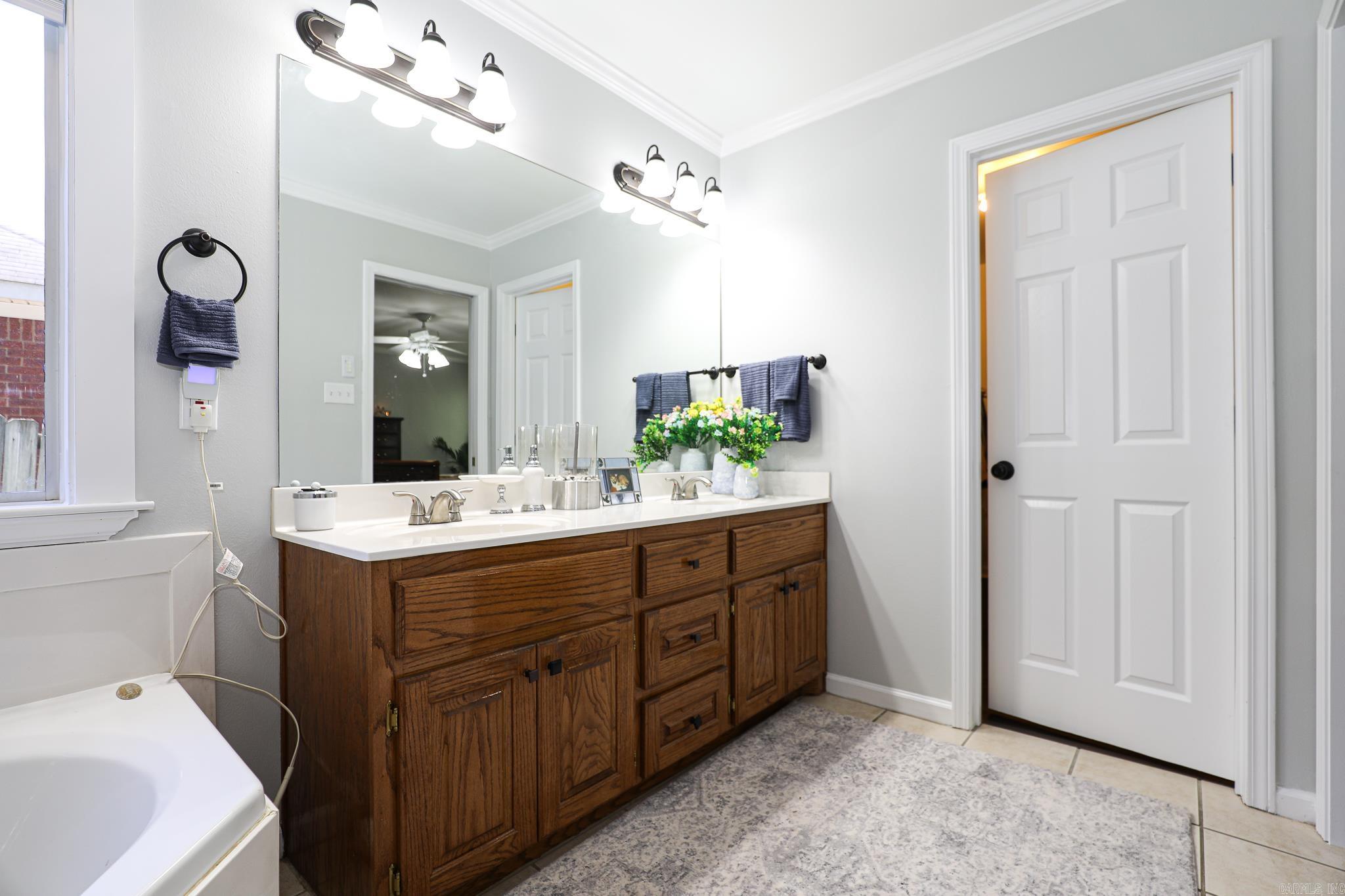 ROLLING BROOK - Residential