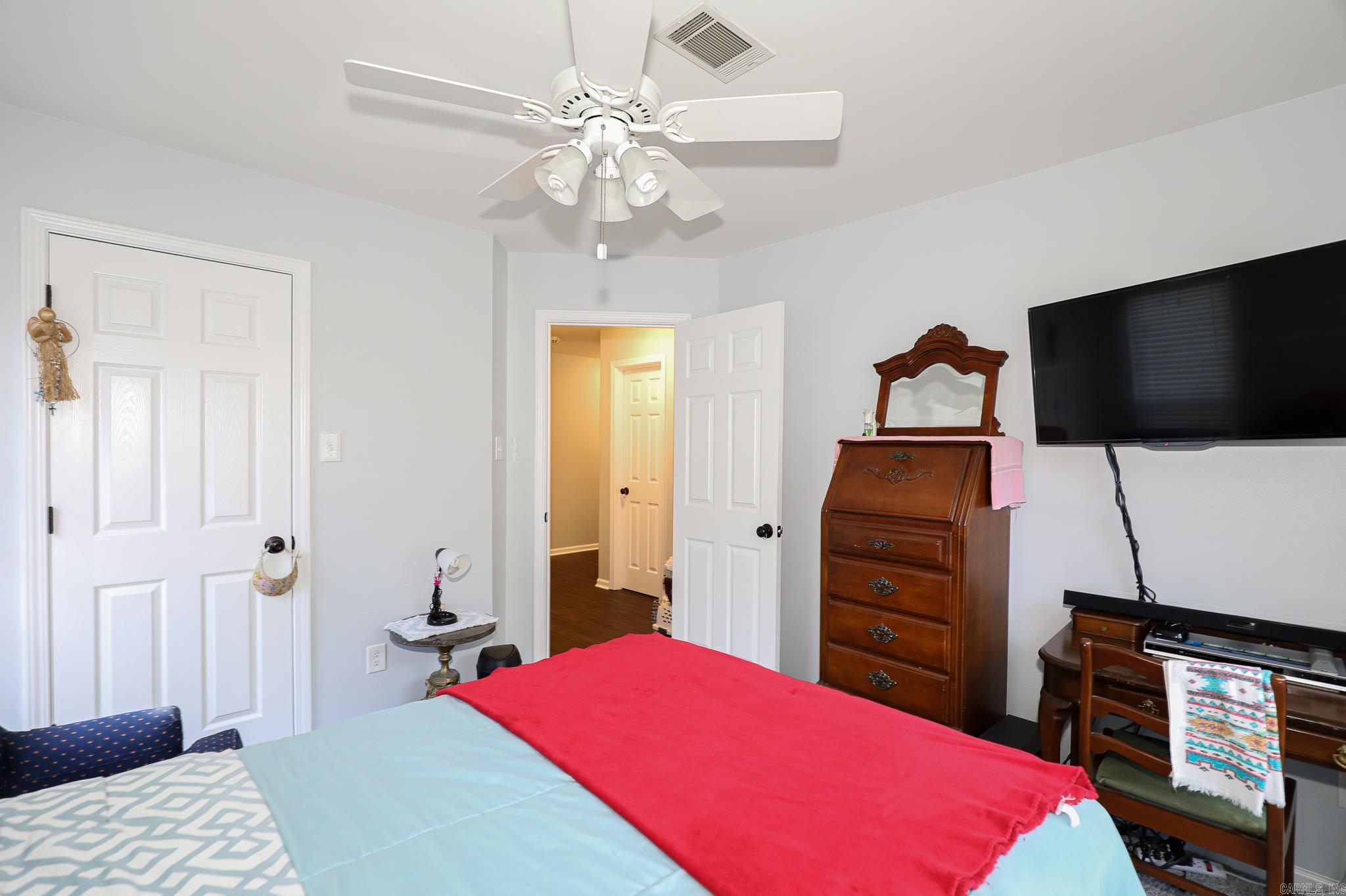 ROLLING BROOK - Residential