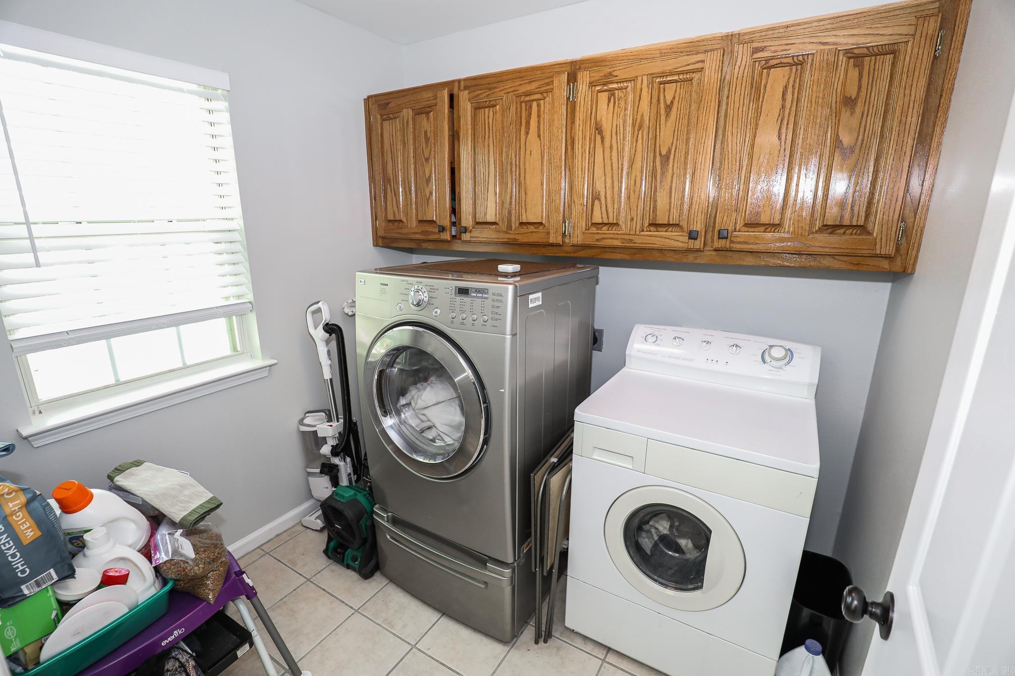 ROLLING BROOK - Residential