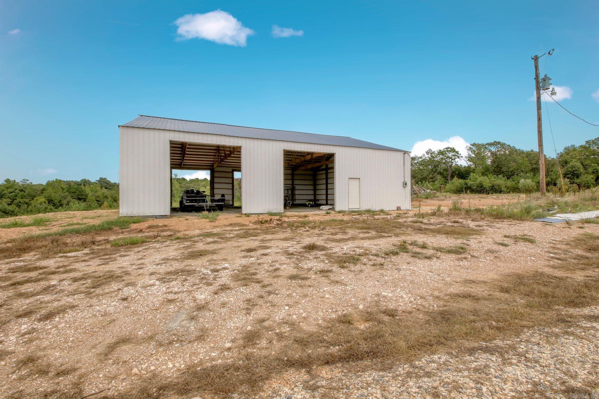 Metes & Bounds - Land