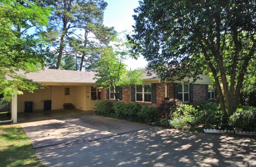 Absolutely adorable Cammack cottage in fantastic condition.  Pretty hardwood floors, covered parking, neat back deck.  Cool open floor plan.  New roof 2013.  Located on a quiet street.  Really good home!