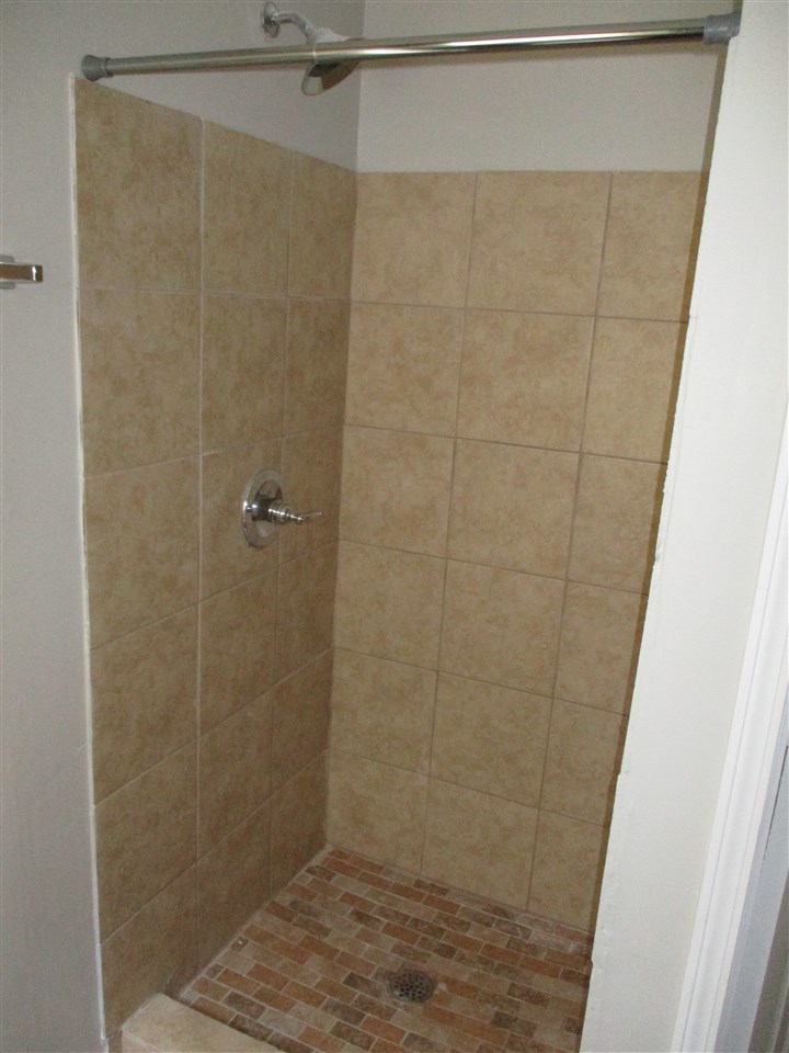 Tanglewood  Annex - Residential Lease