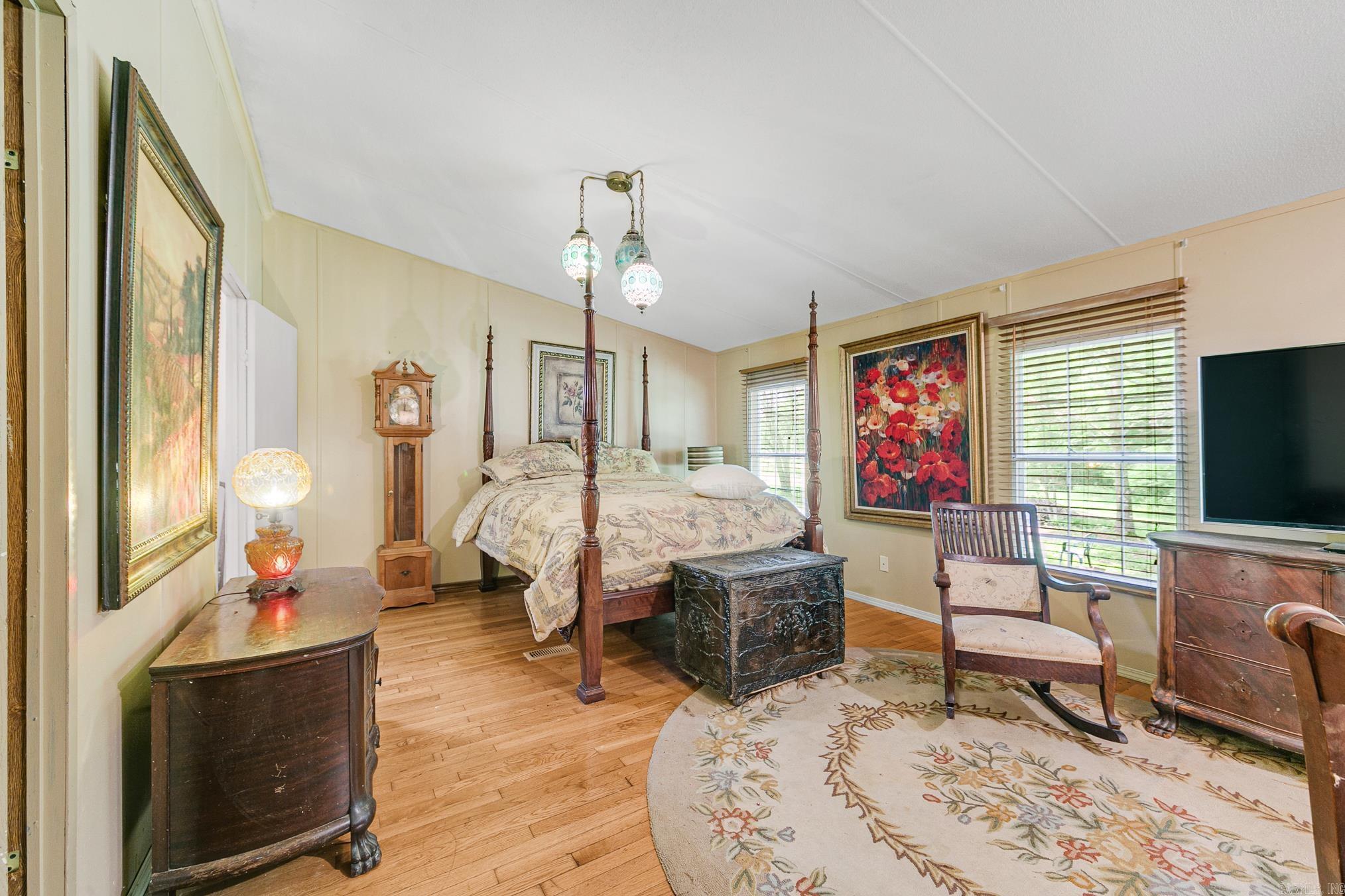 SHADY VALLEY - Residential