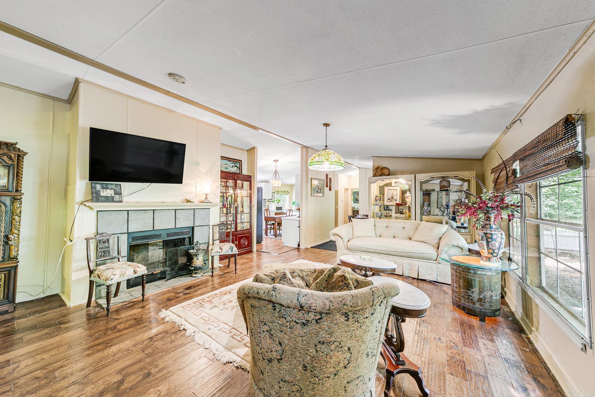 SHADY VALLEY - Residential