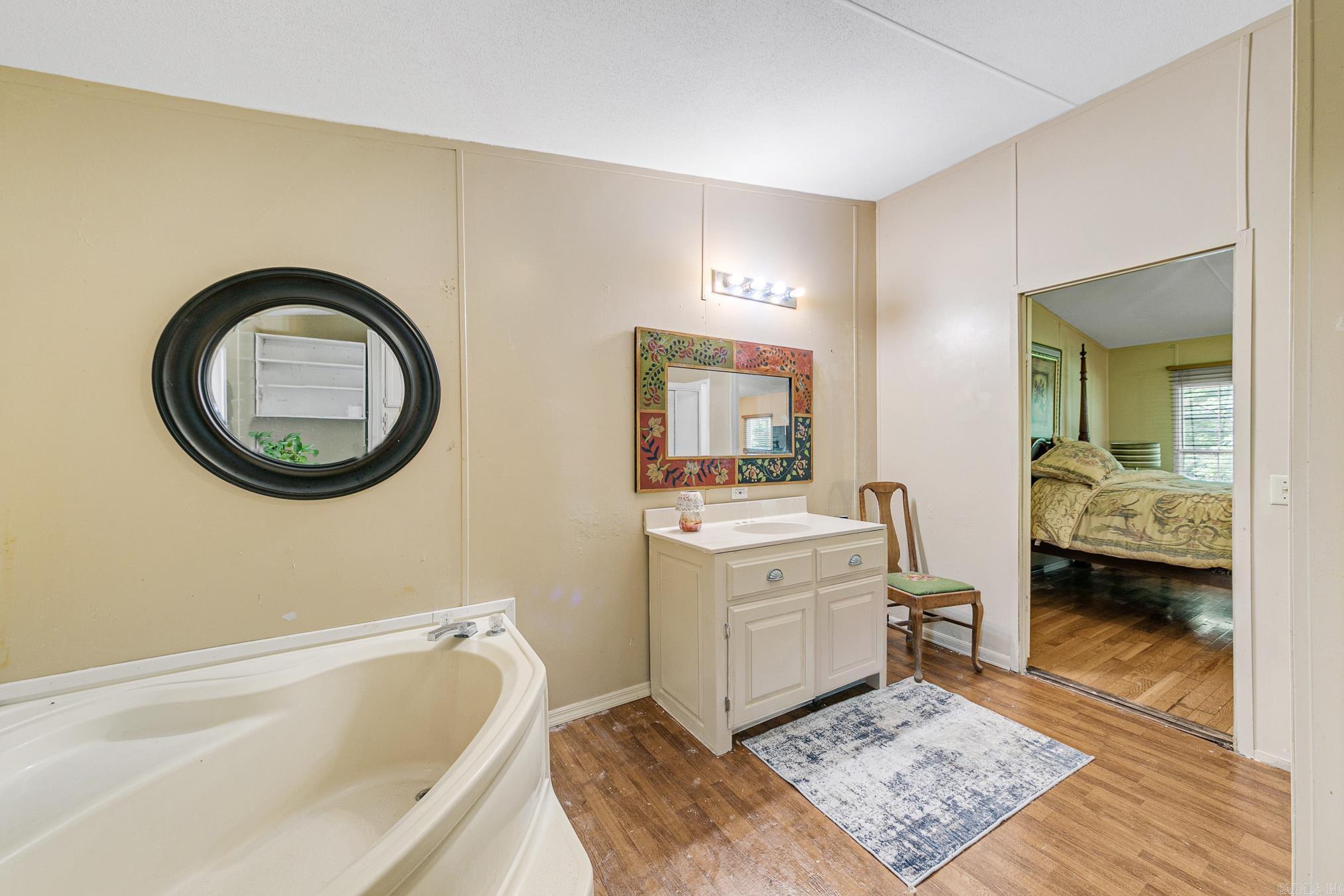 SHADY VALLEY - Residential