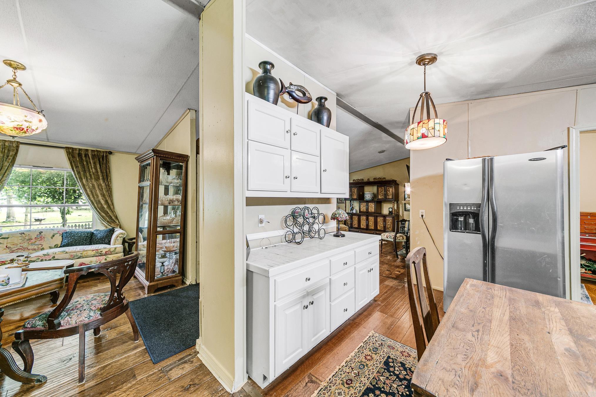 SHADY VALLEY - Residential