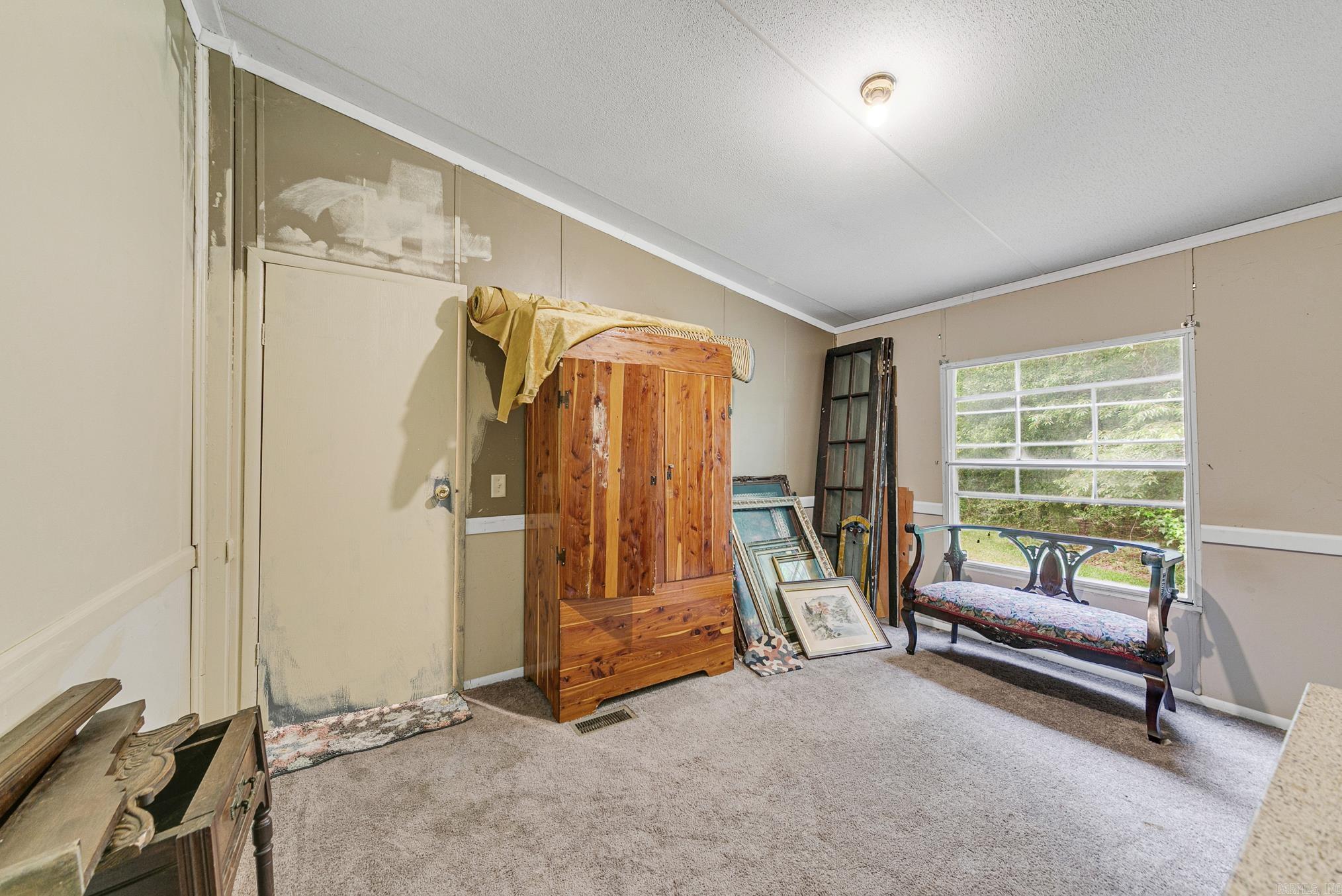 SHADY VALLEY - Residential