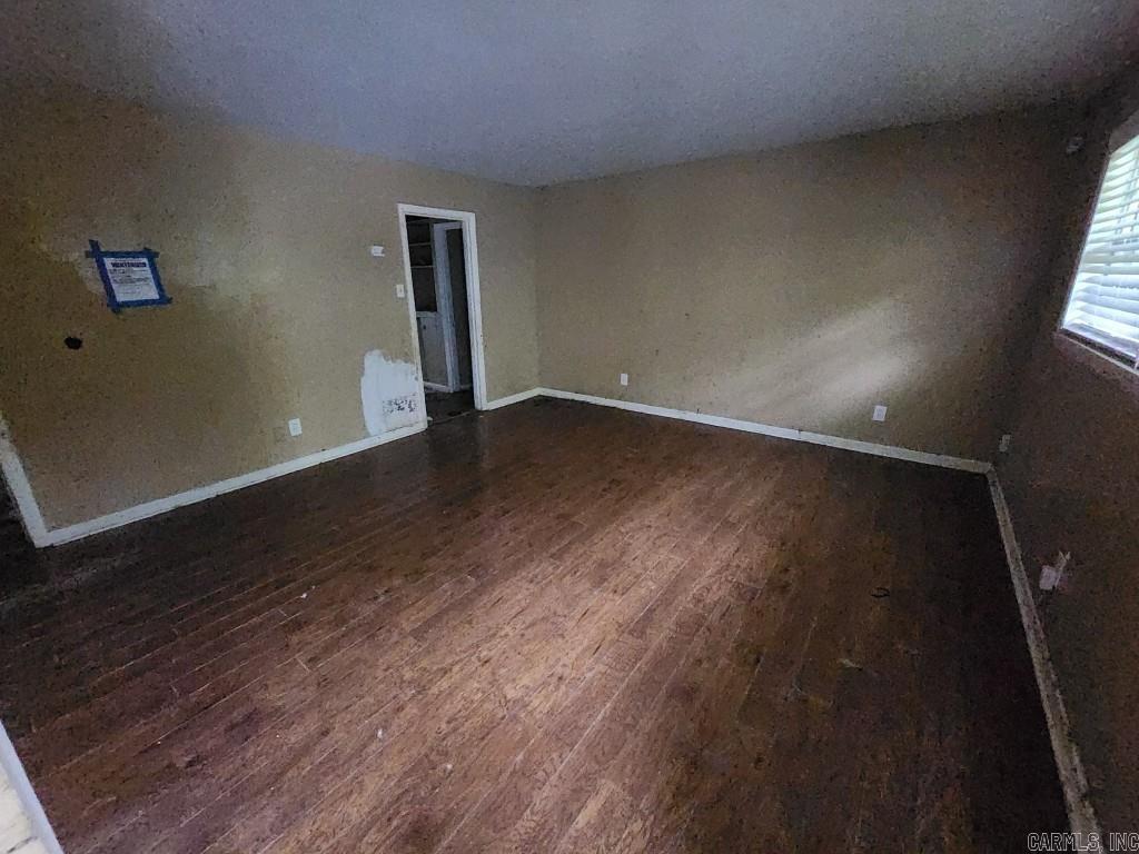 MARKHAM MANOR - Residential