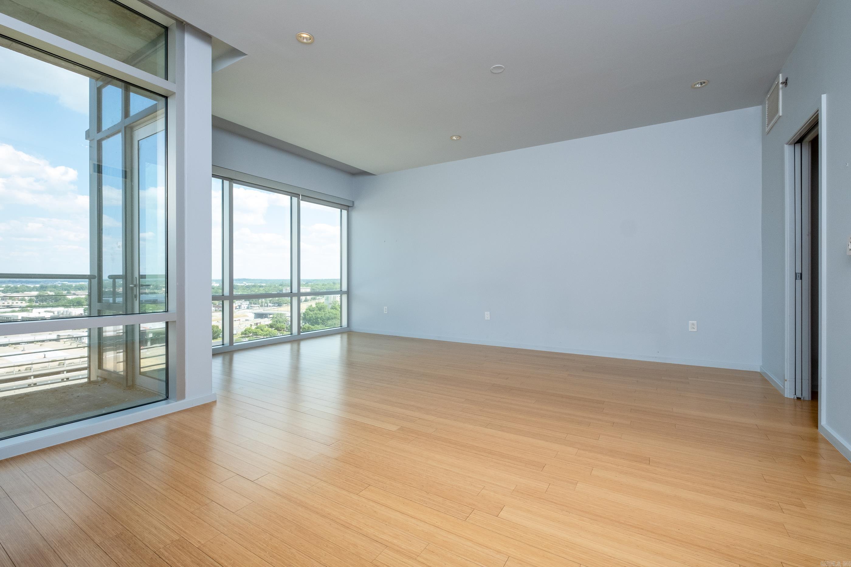 River Market Tower - Residential