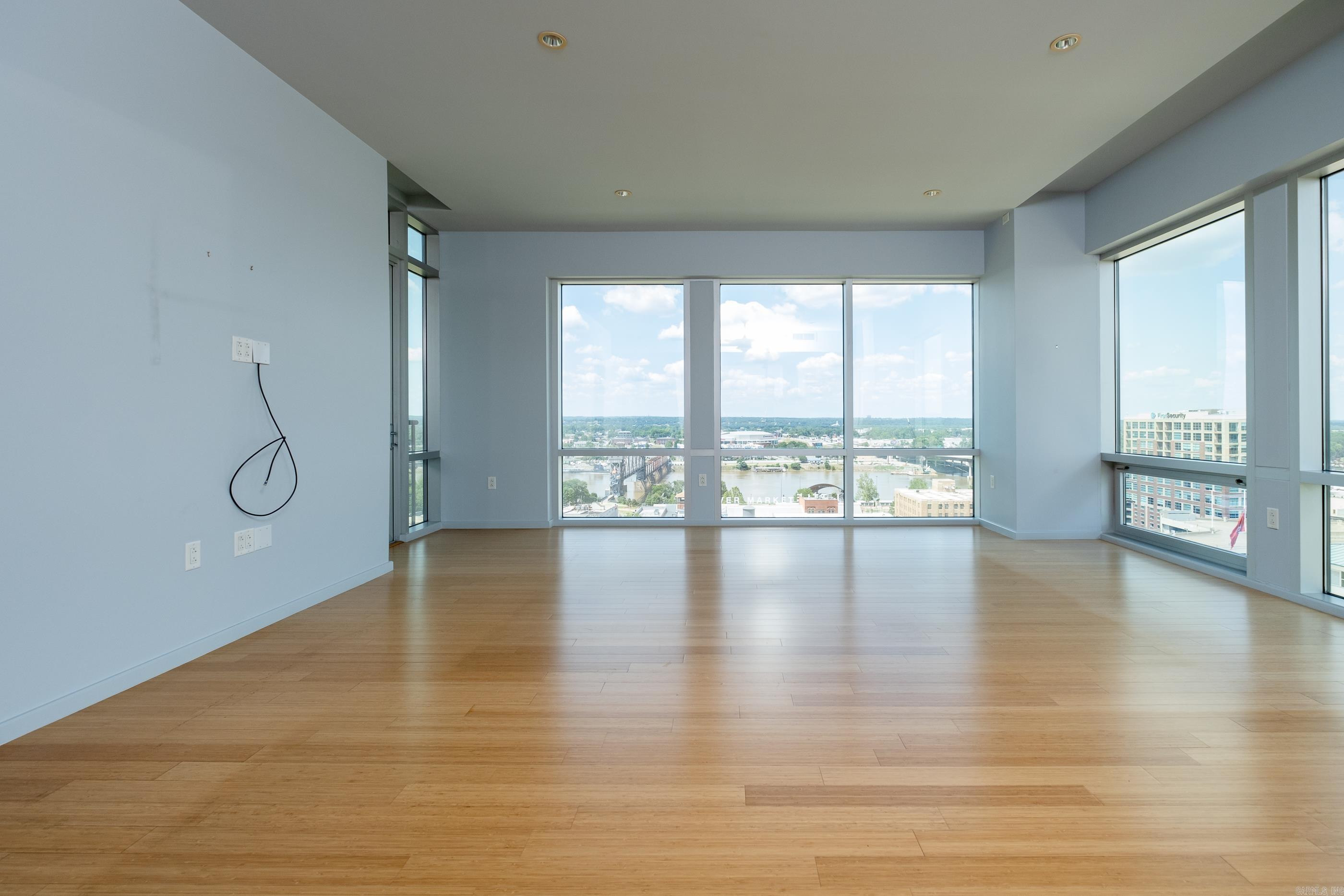 River Market Tower - Residential