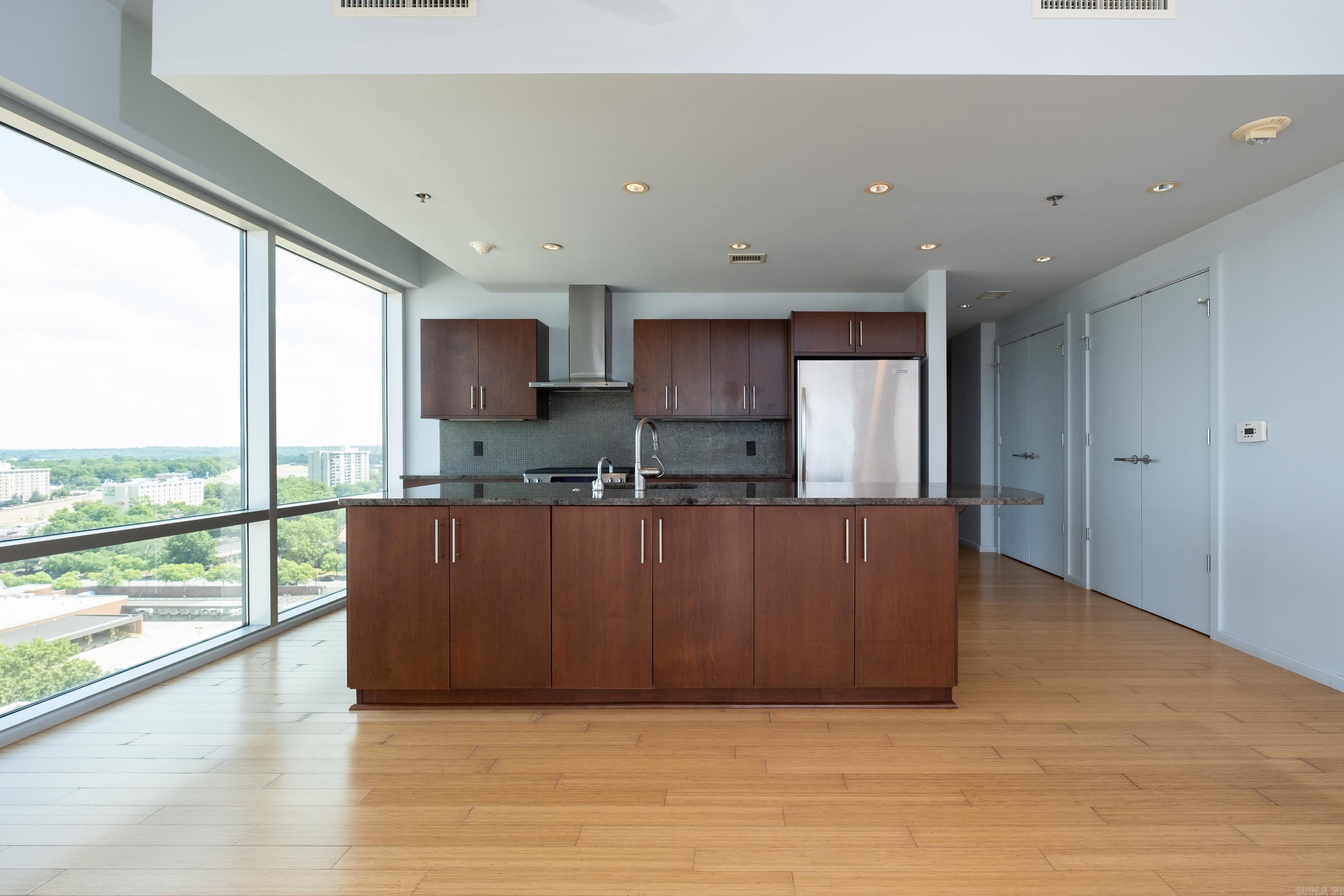 River Market Tower - Residential