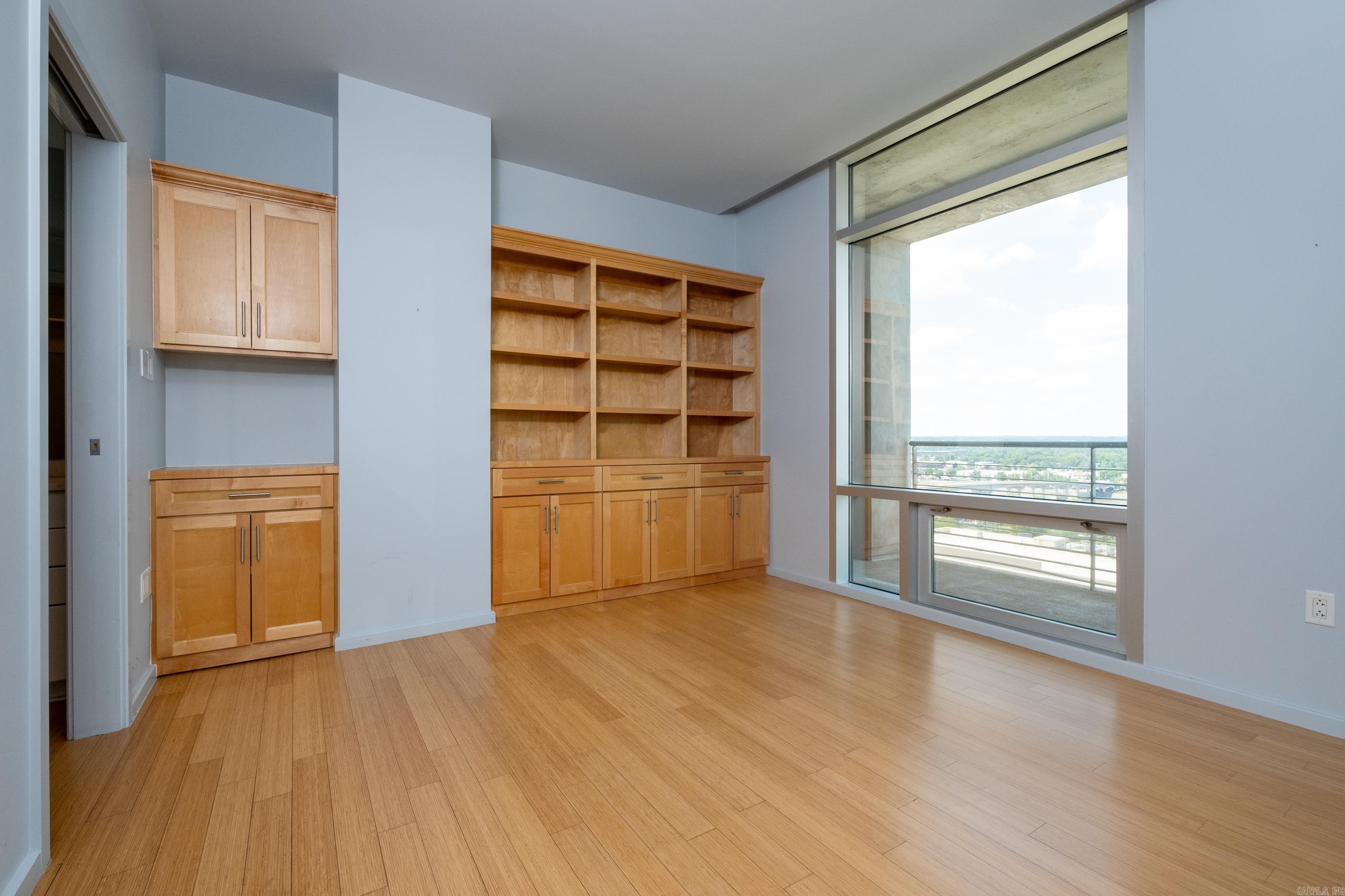 River Market Tower - Residential