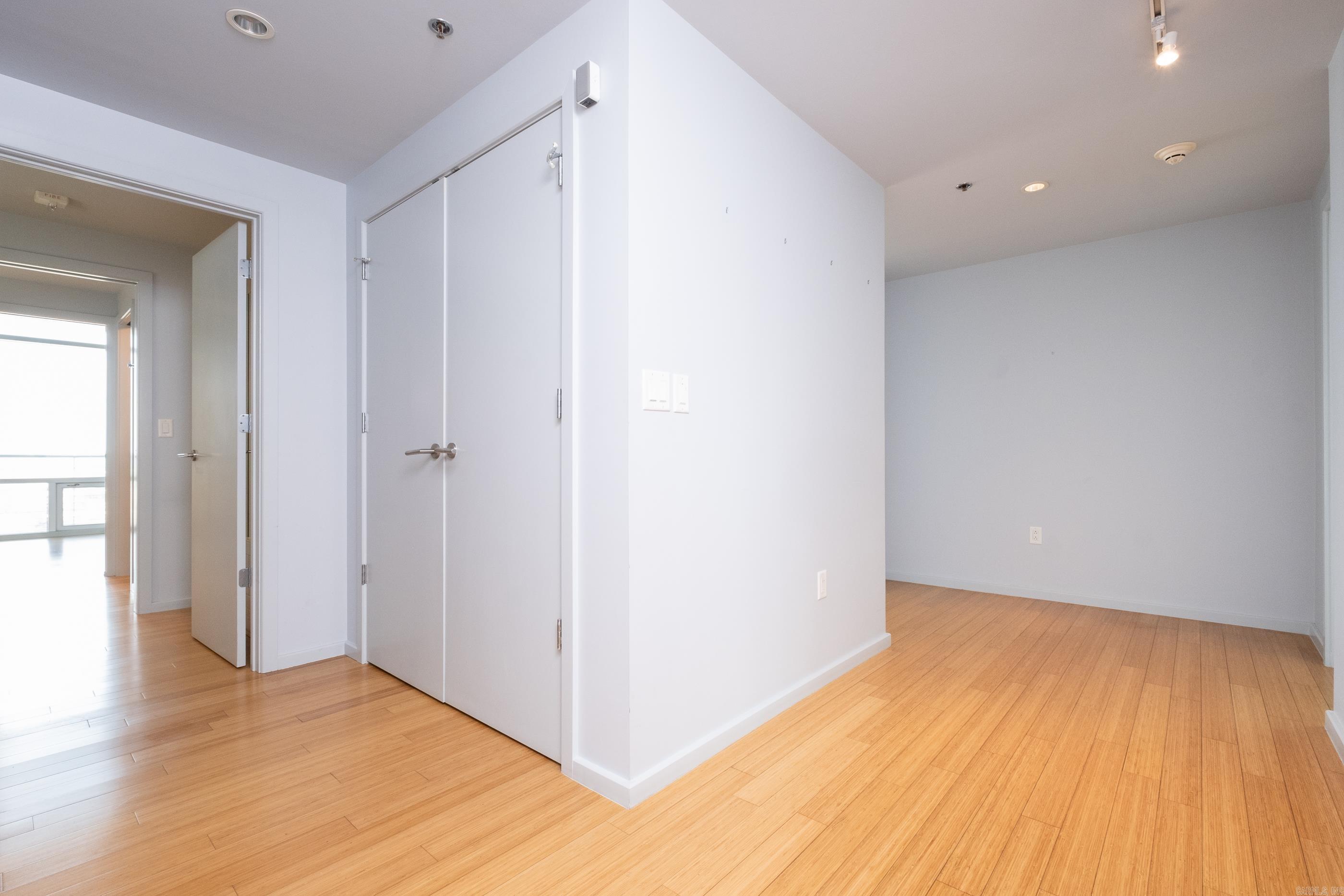 River Market Tower - Residential