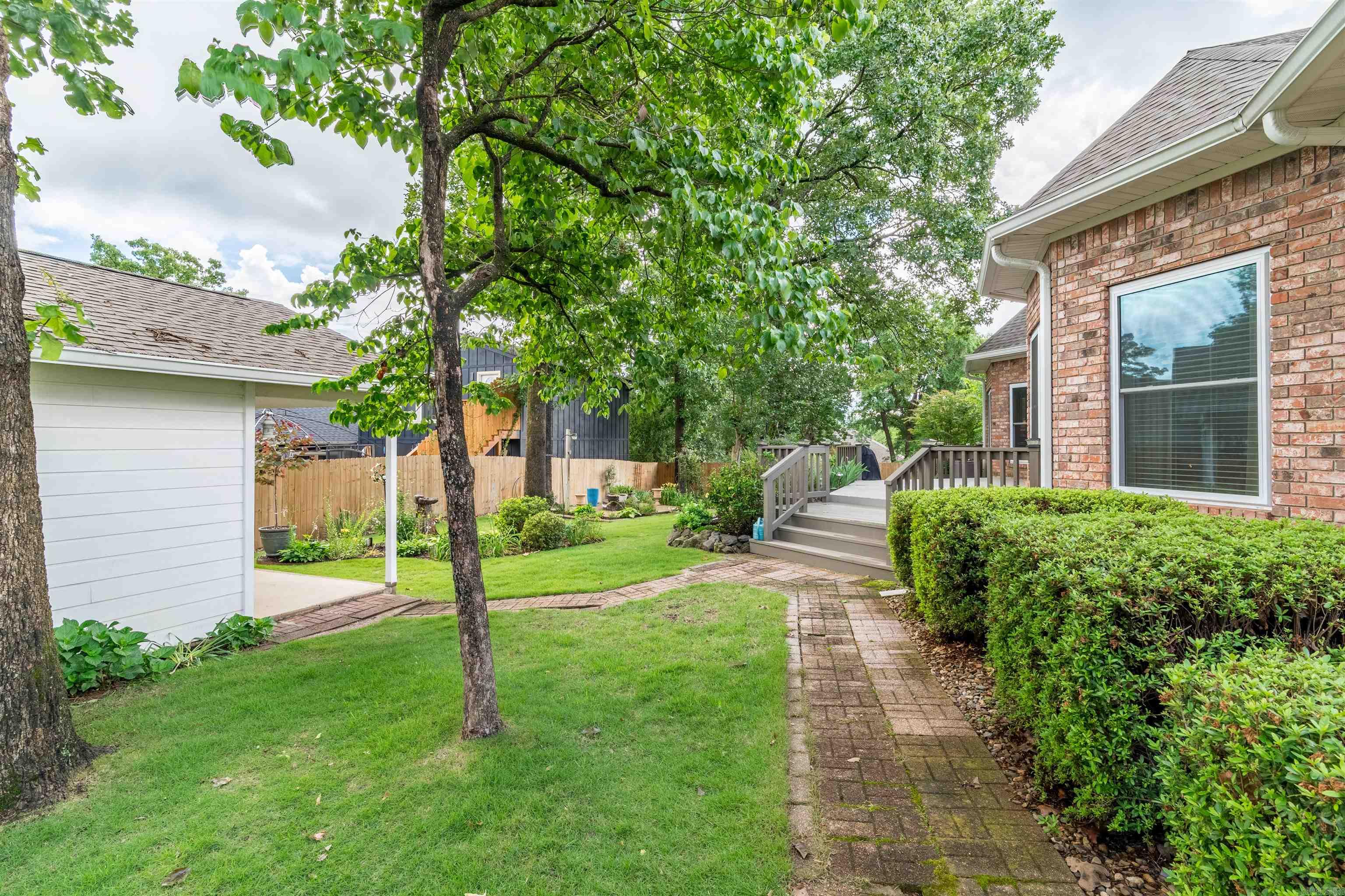 Lake Hamilton Outside - Residential