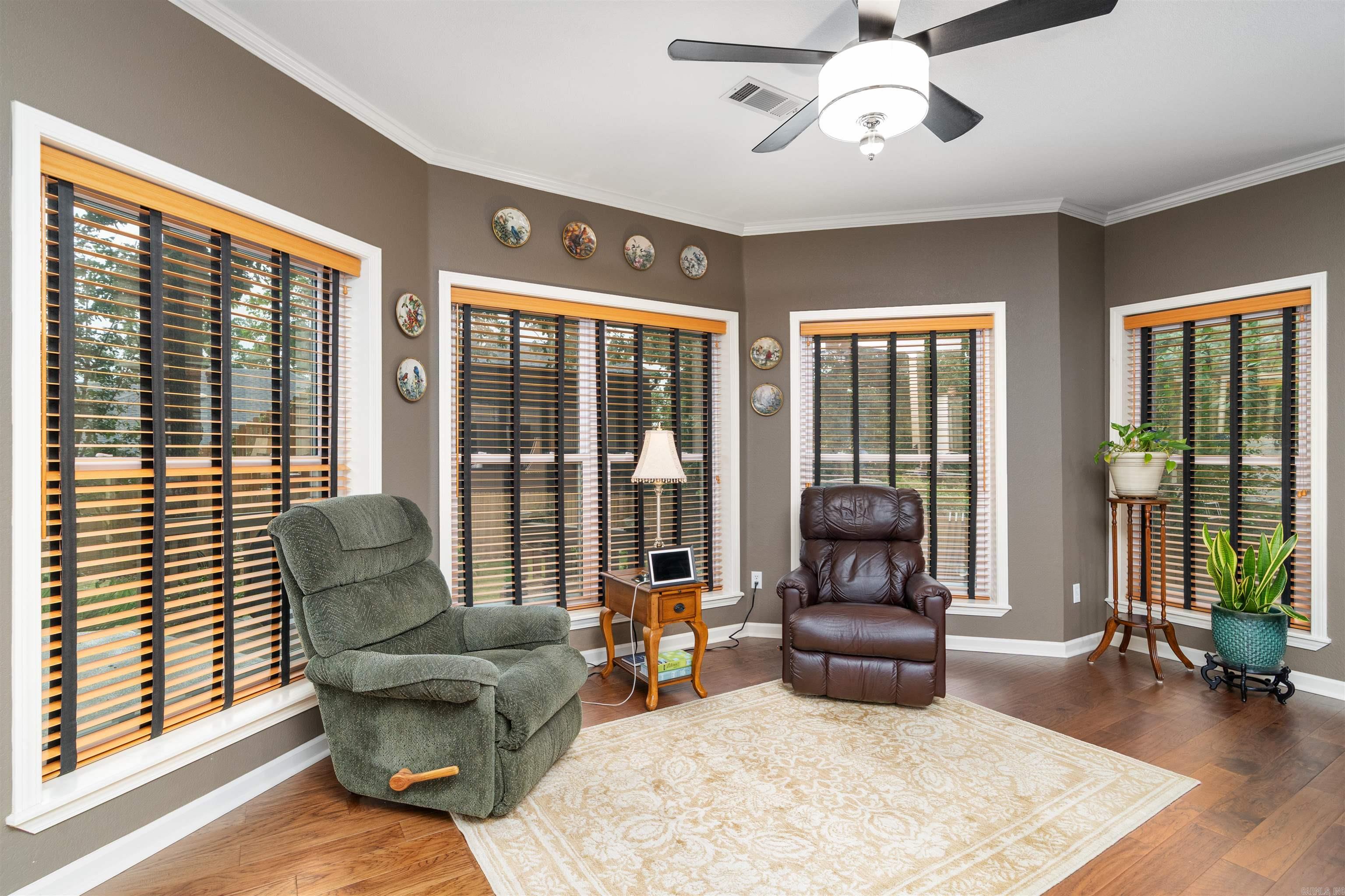 Lake Hamilton Outside - Residential
