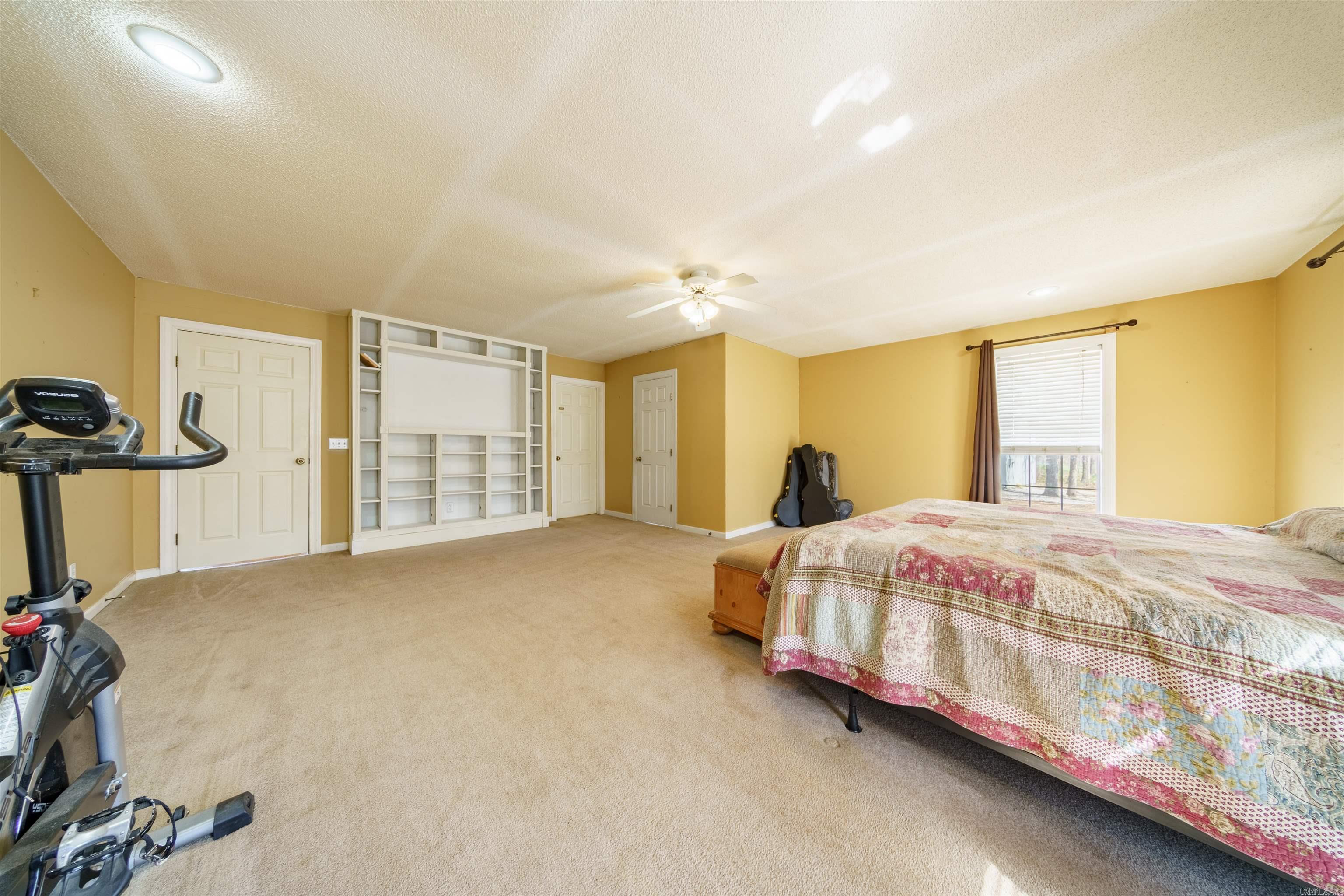 RIDGEVIEW ACRES - Residential