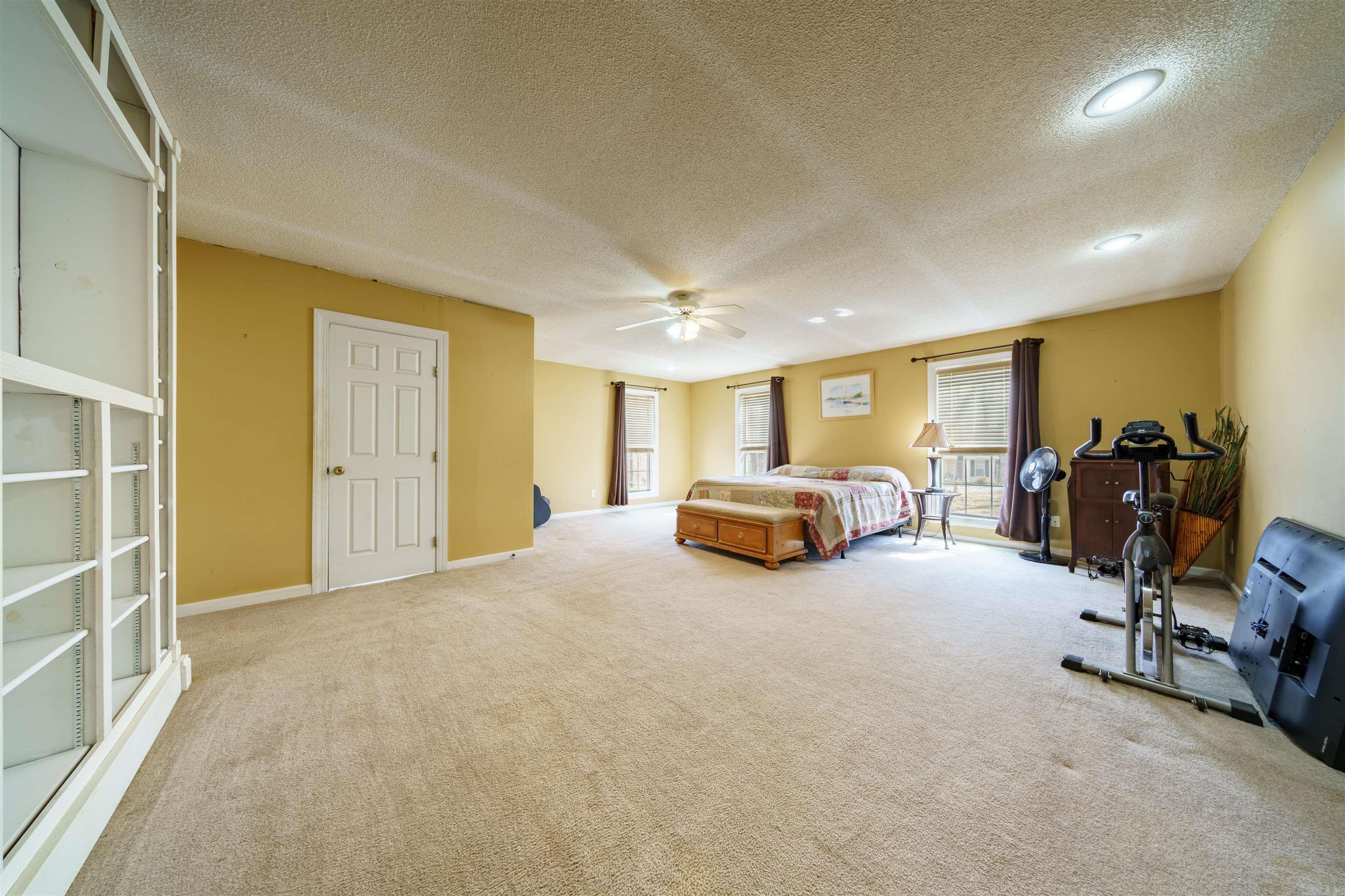 RIDGEVIEW ACRES - Residential