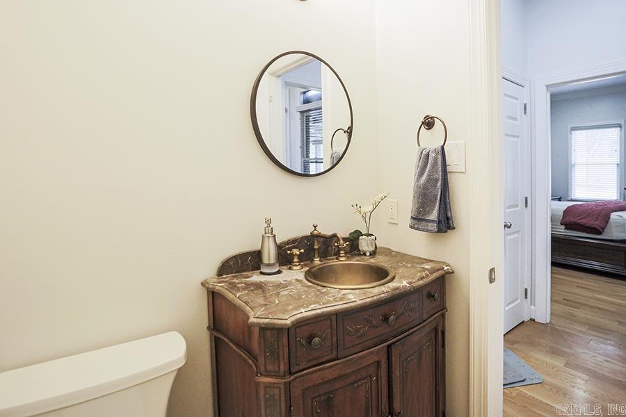 CHENAL VALLEY BRETAGNE CIRCLE - Residential