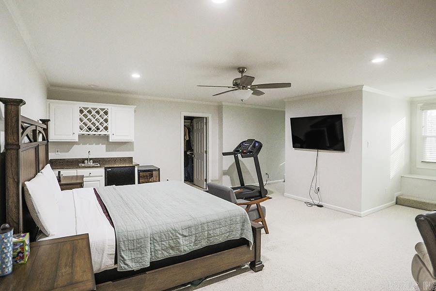 CHENAL VALLEY BRETAGNE CIRCLE - Residential