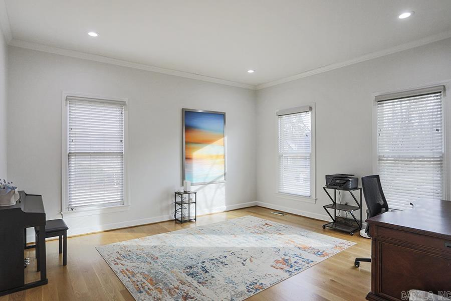 CHENAL VALLEY BRETAGNE CIRCLE - Residential