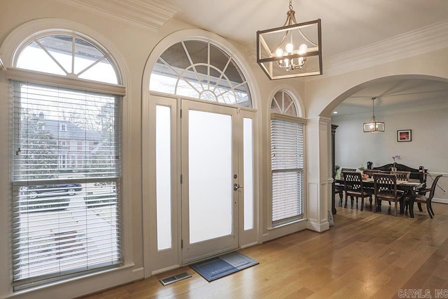 CHENAL VALLEY BRETAGNE CIRCLE - Residential