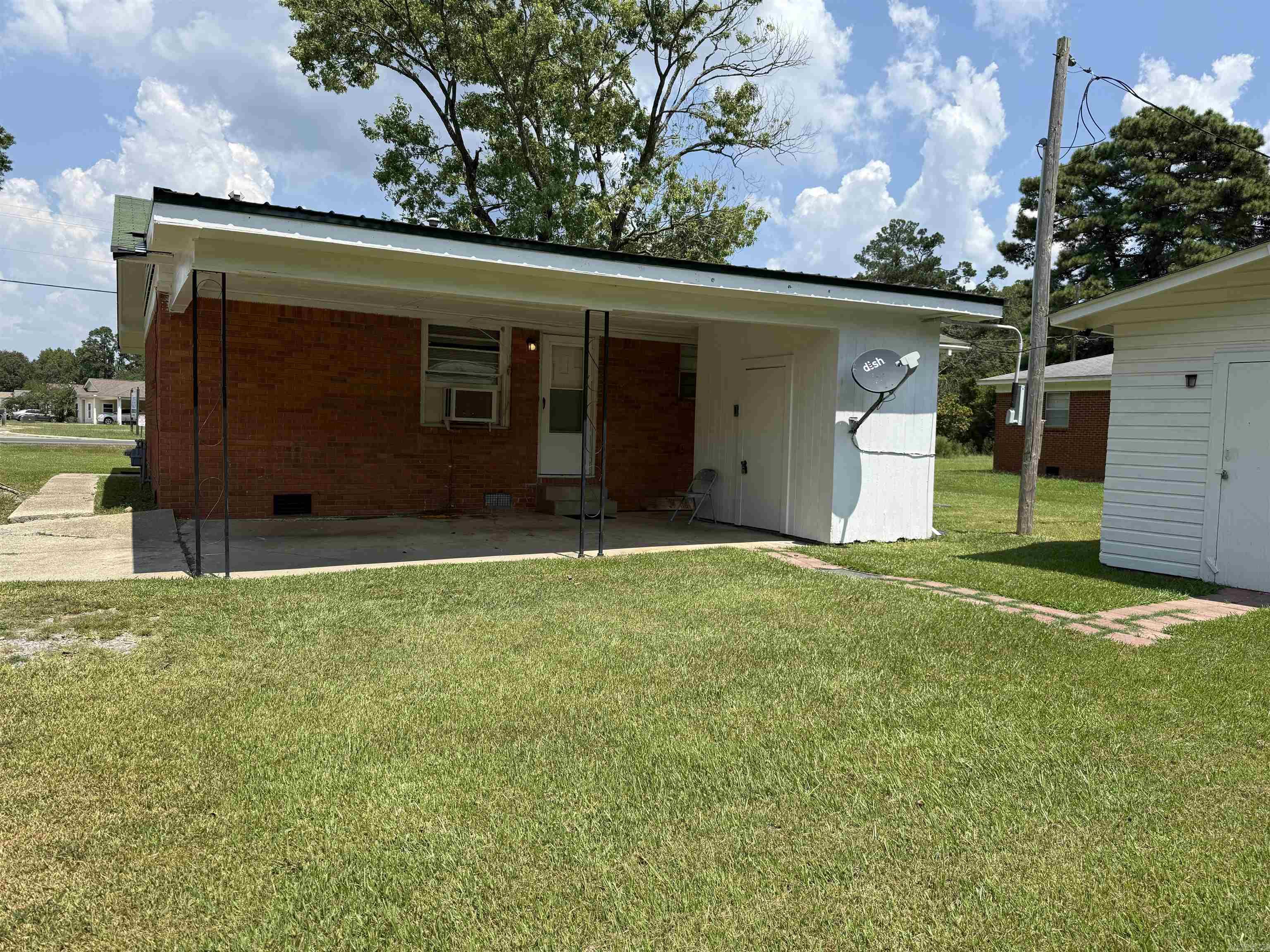 CW FREER - Residential