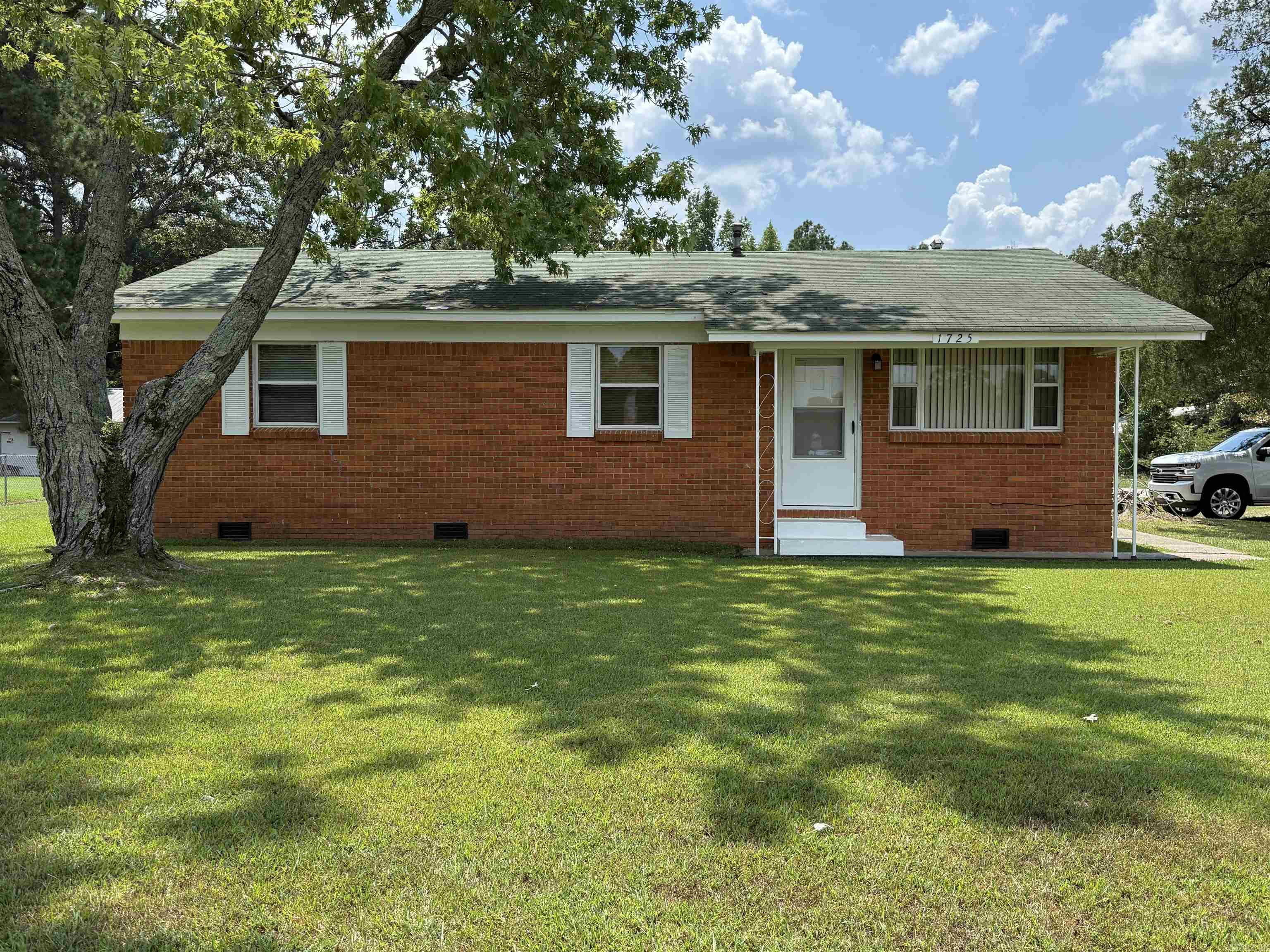 Welcome HOME! This 3 bedroom, 1 bath, approximately 1107 square foot home awaits! Perfect for first-time buyers, downsizers, or investors, this home provides a great opportunity to add your personal touch. Whether you're looking for a starter home or a rental property, the possibilities are endless. Please note: this property is being sold as-is. No repairs or concessions will be made by the seller.