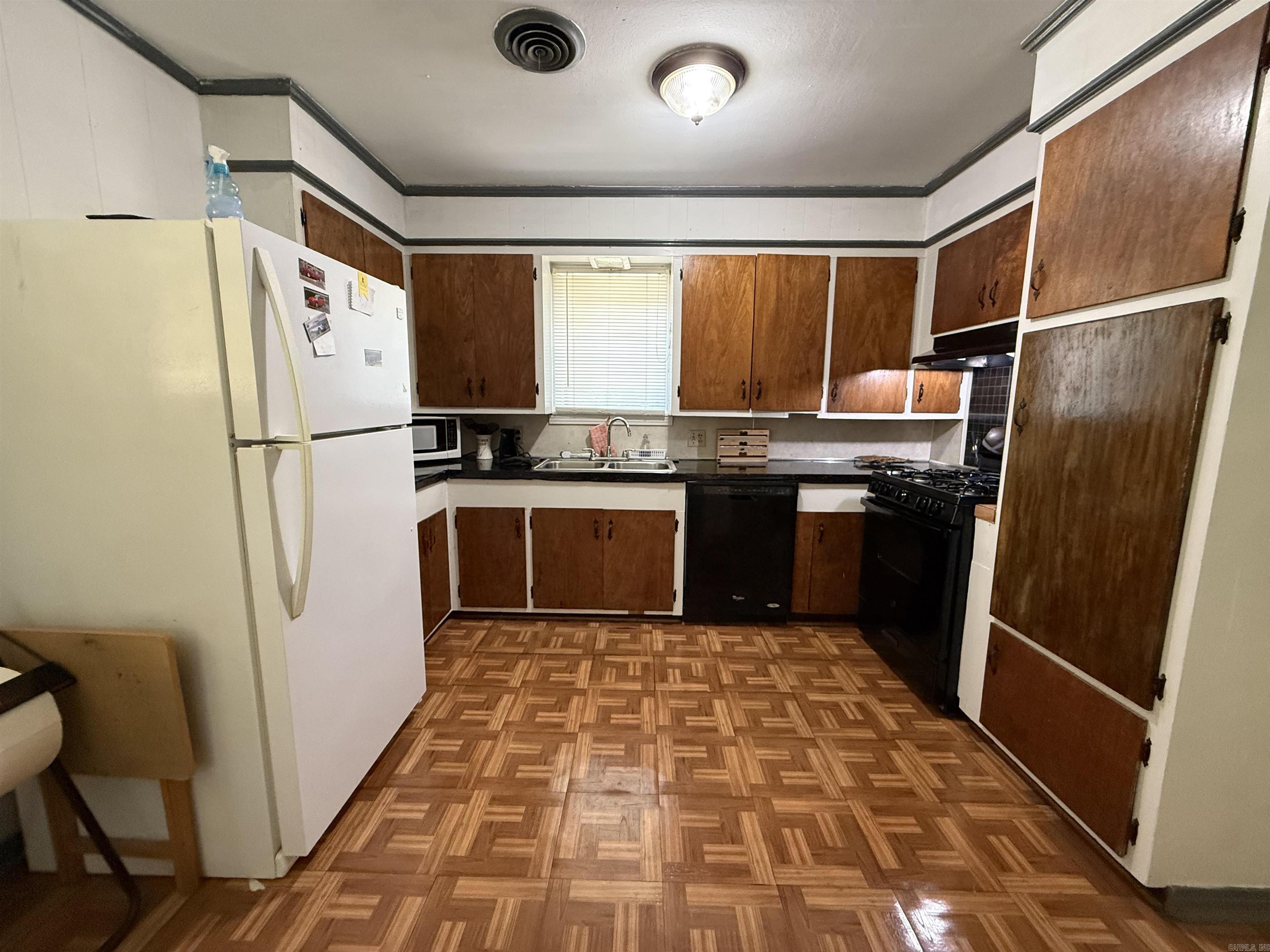 CW FREER - Residential