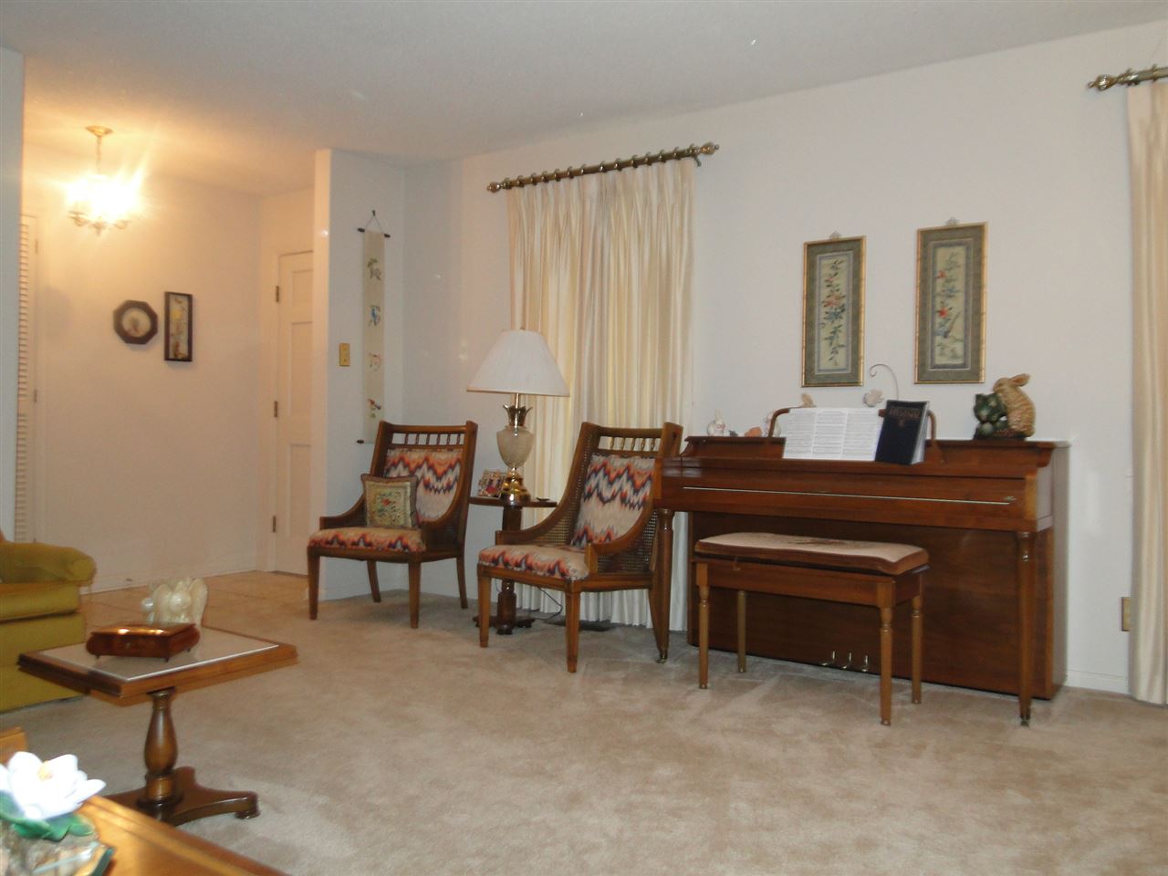 SHANNON HILLS s - Residential