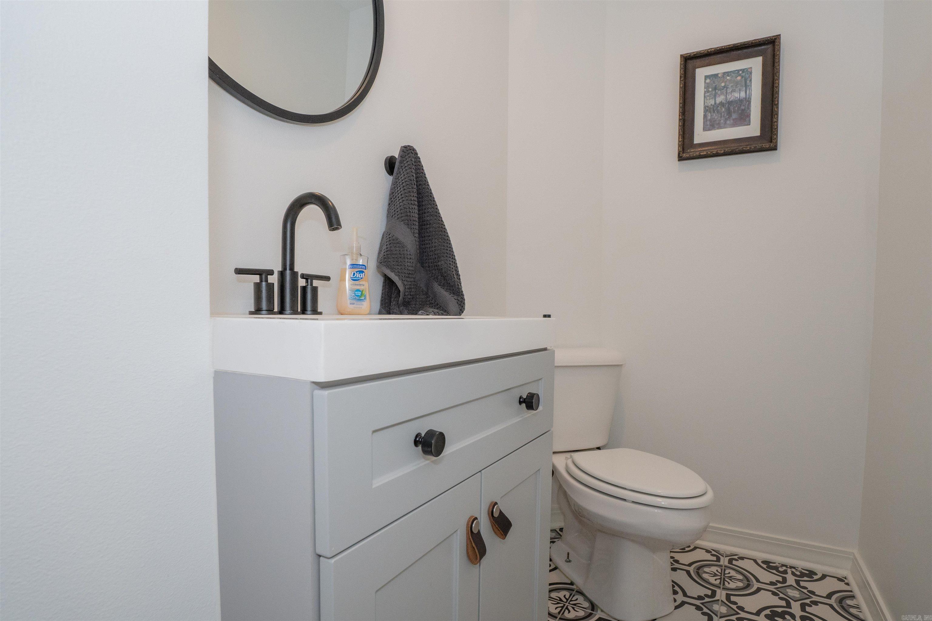 LEAWOOD MANOR - Residential