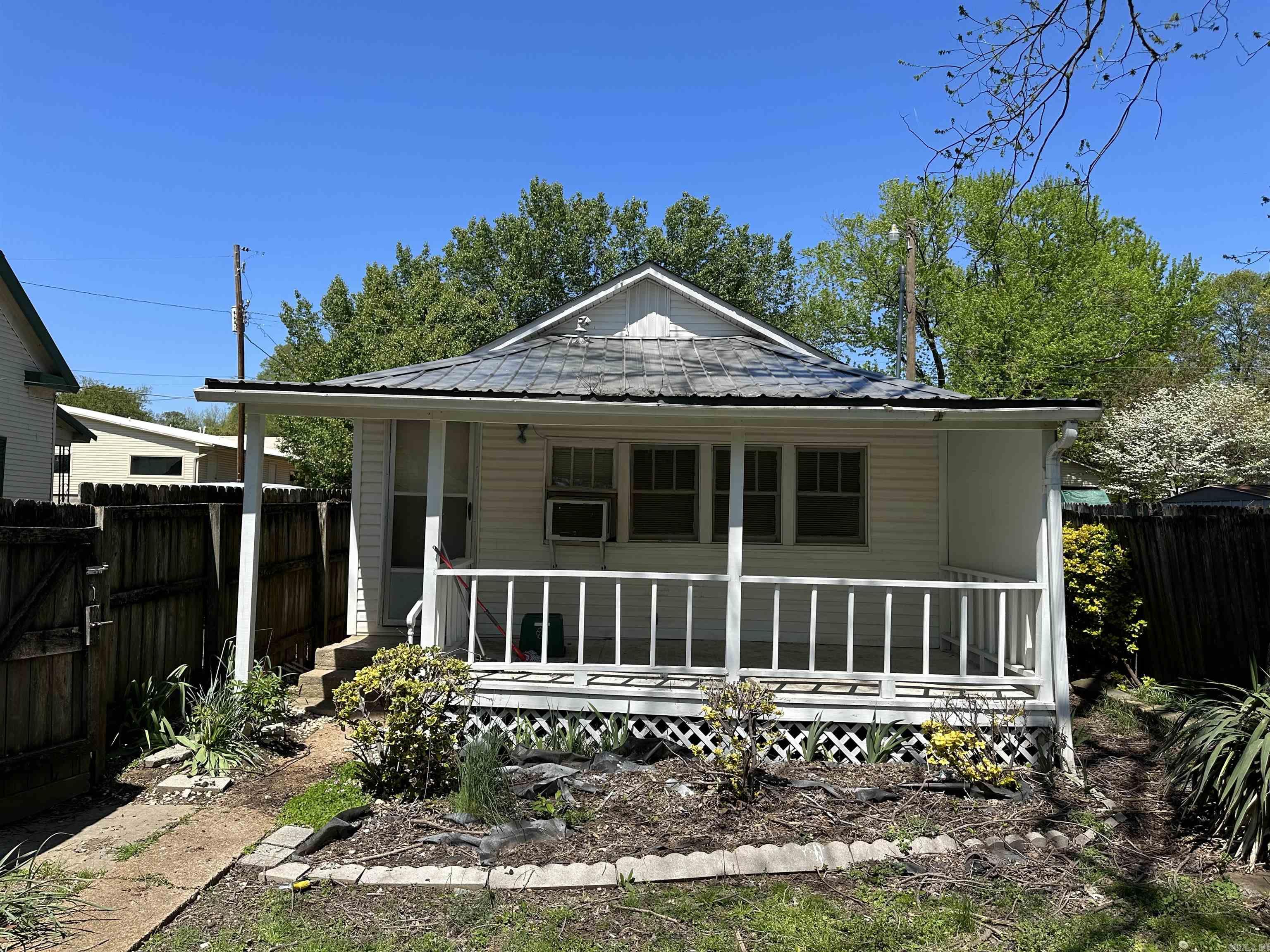 Baker Jones - Residential Lease