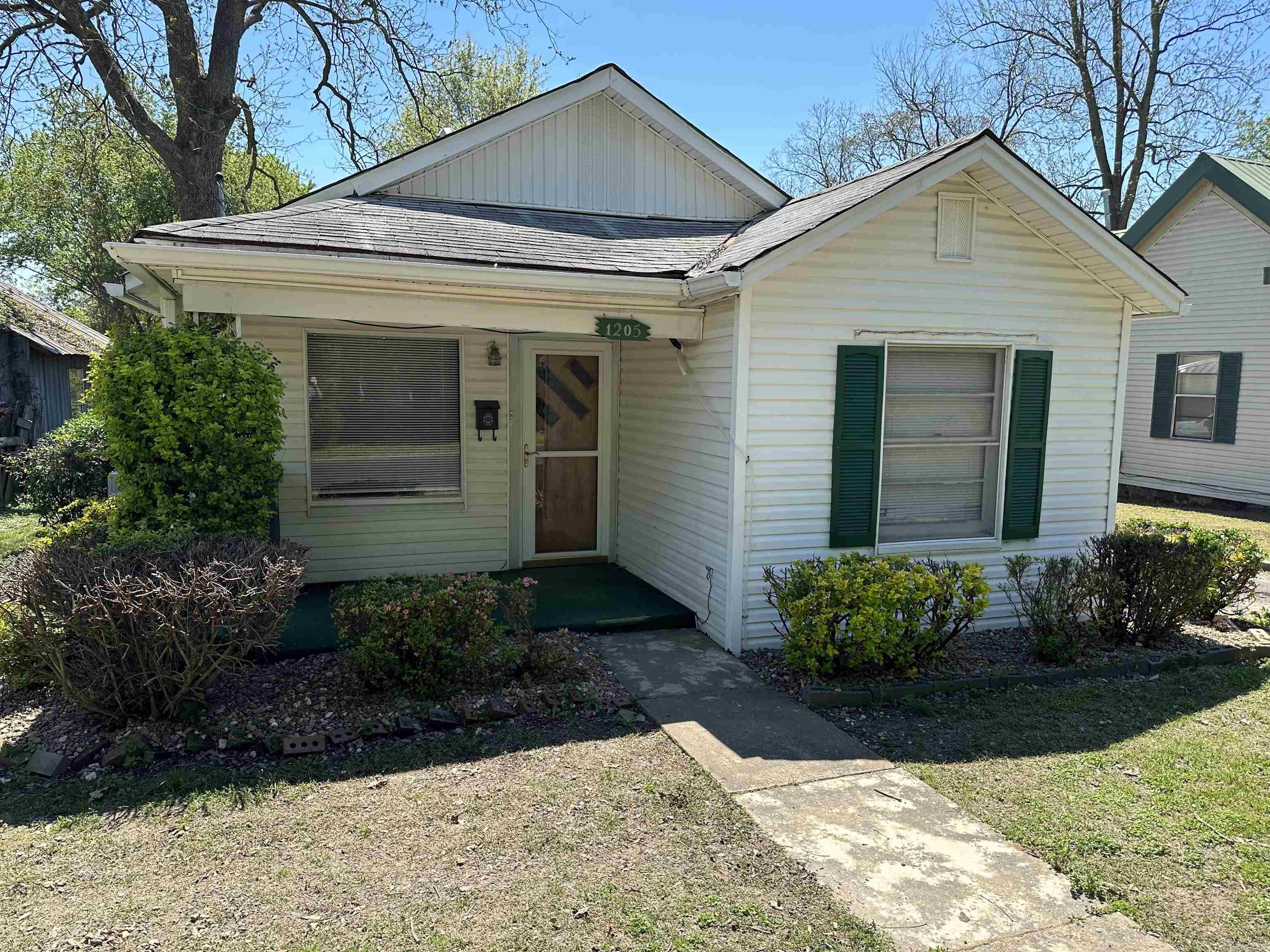 Baker Jones - Residential Lease