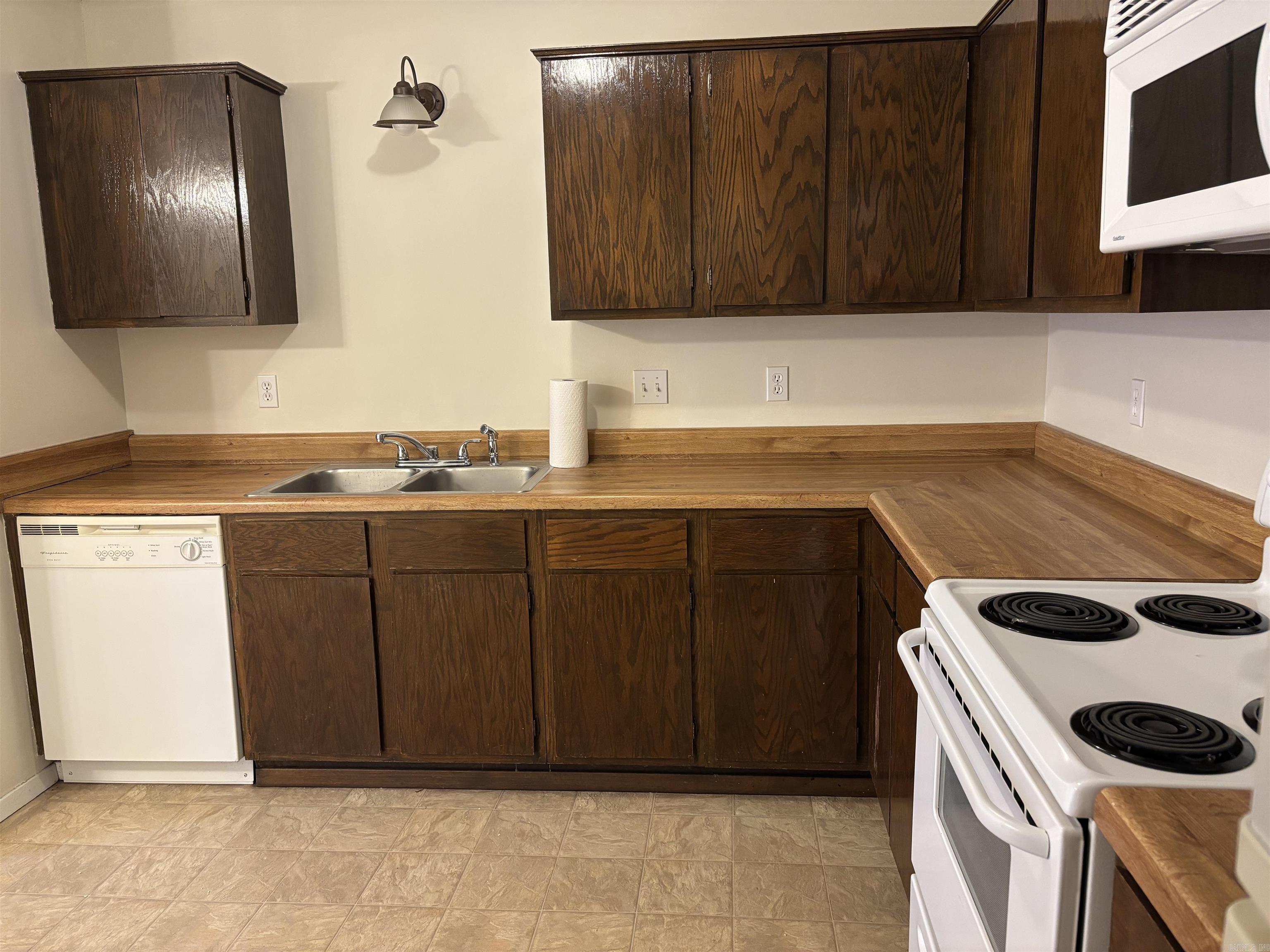 Edgepark to Cook Mountain Villag - Residential Lease