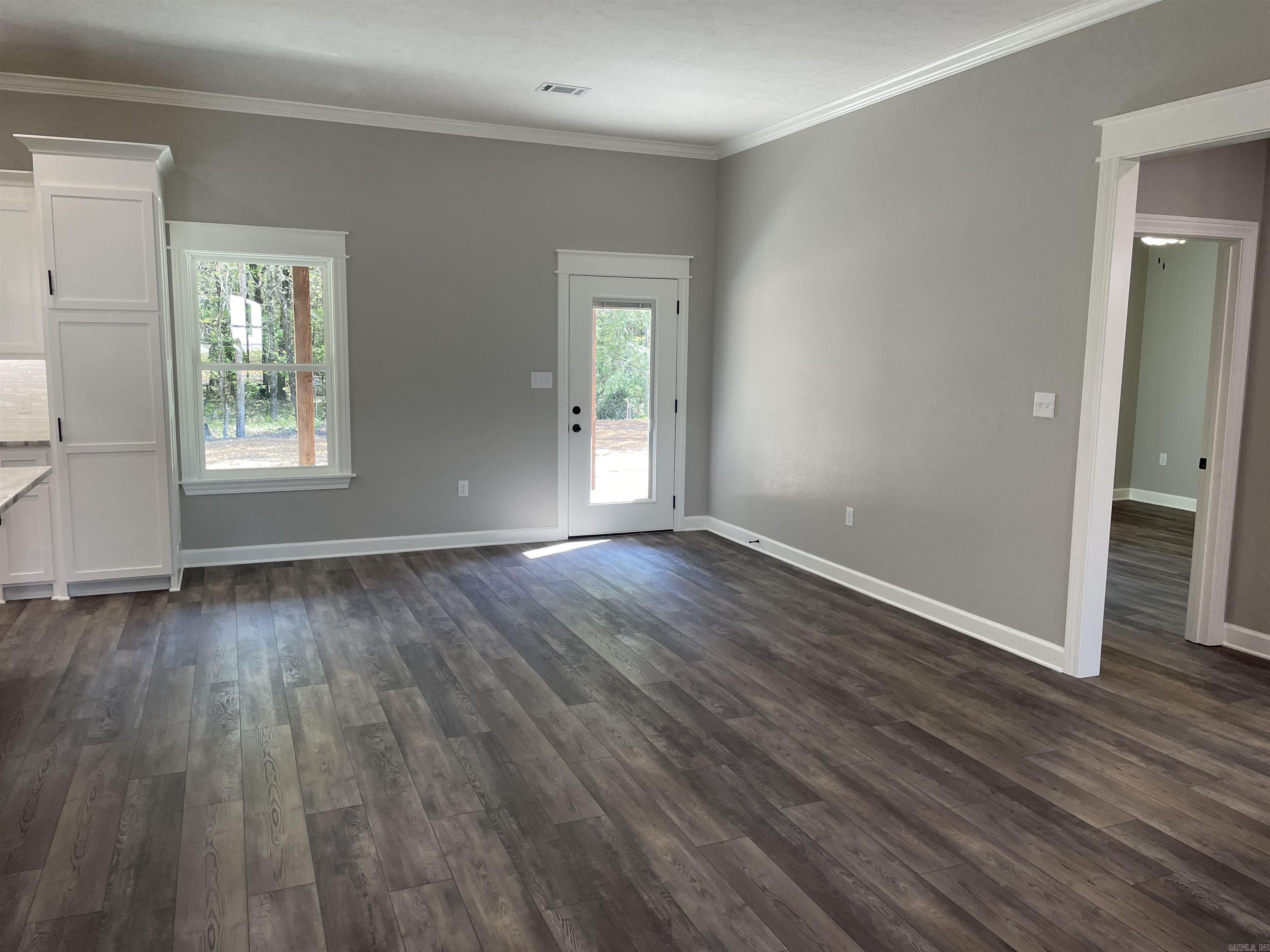 COYOTE RIDGE - Residential